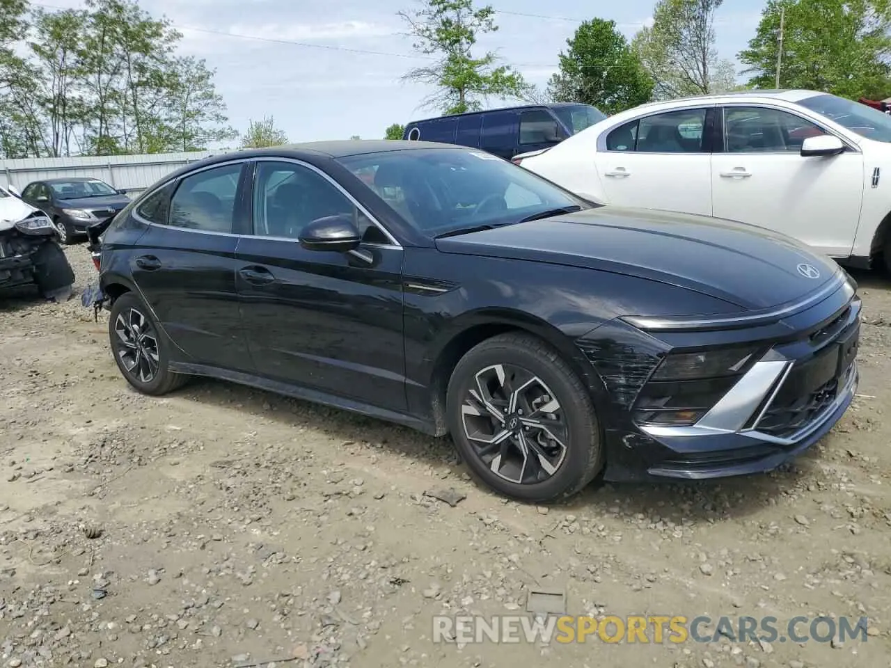 4 Photograph of a damaged car KMHL64JA7RA369208 HYUNDAI SONATA 2024