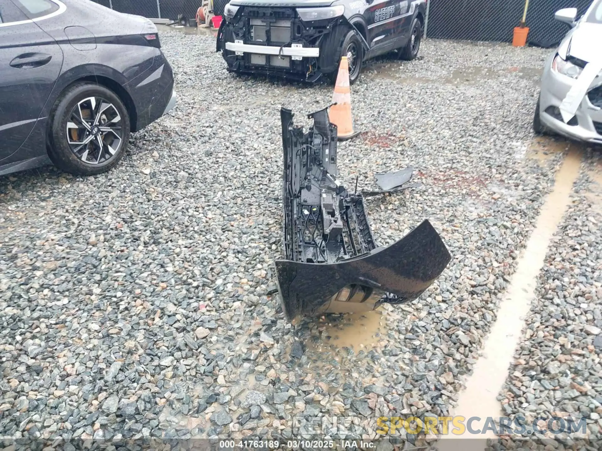 11 Photograph of a damaged car KMHL64JA7RA373386 HYUNDAI SONATA 2024