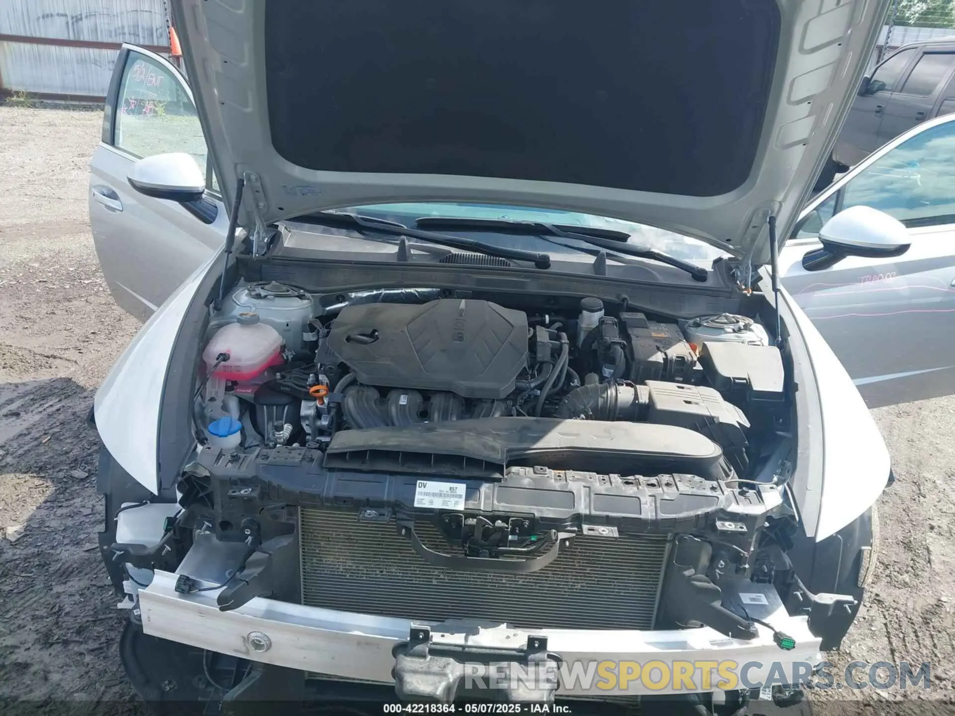 10 Photograph of a damaged car KMHL64JA7RA385845 HYUNDAI SONATA 2024