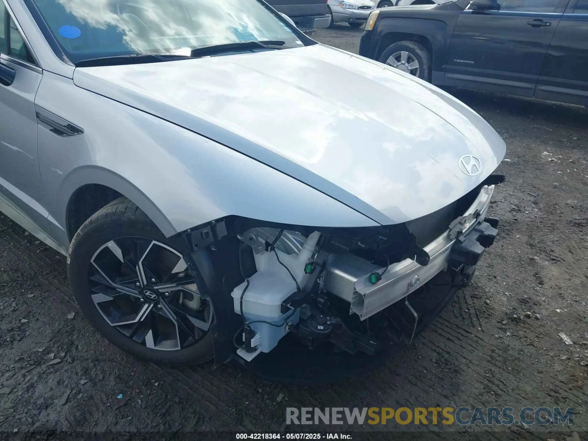 20 Photograph of a damaged car KMHL64JA7RA385845 HYUNDAI SONATA 2024