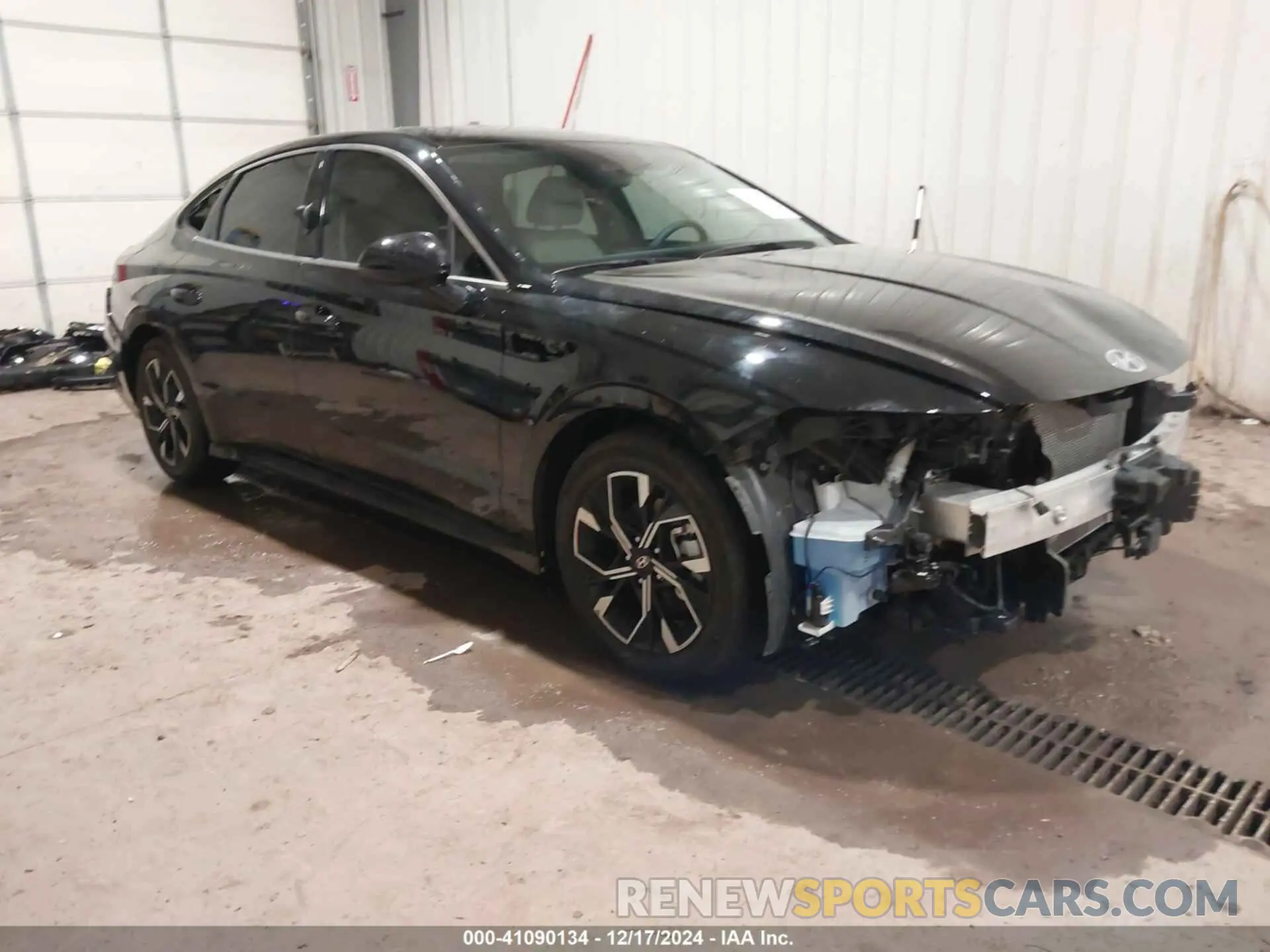 1 Photograph of a damaged car KMHL64JA7RA390981 HYUNDAI SONATA 2024