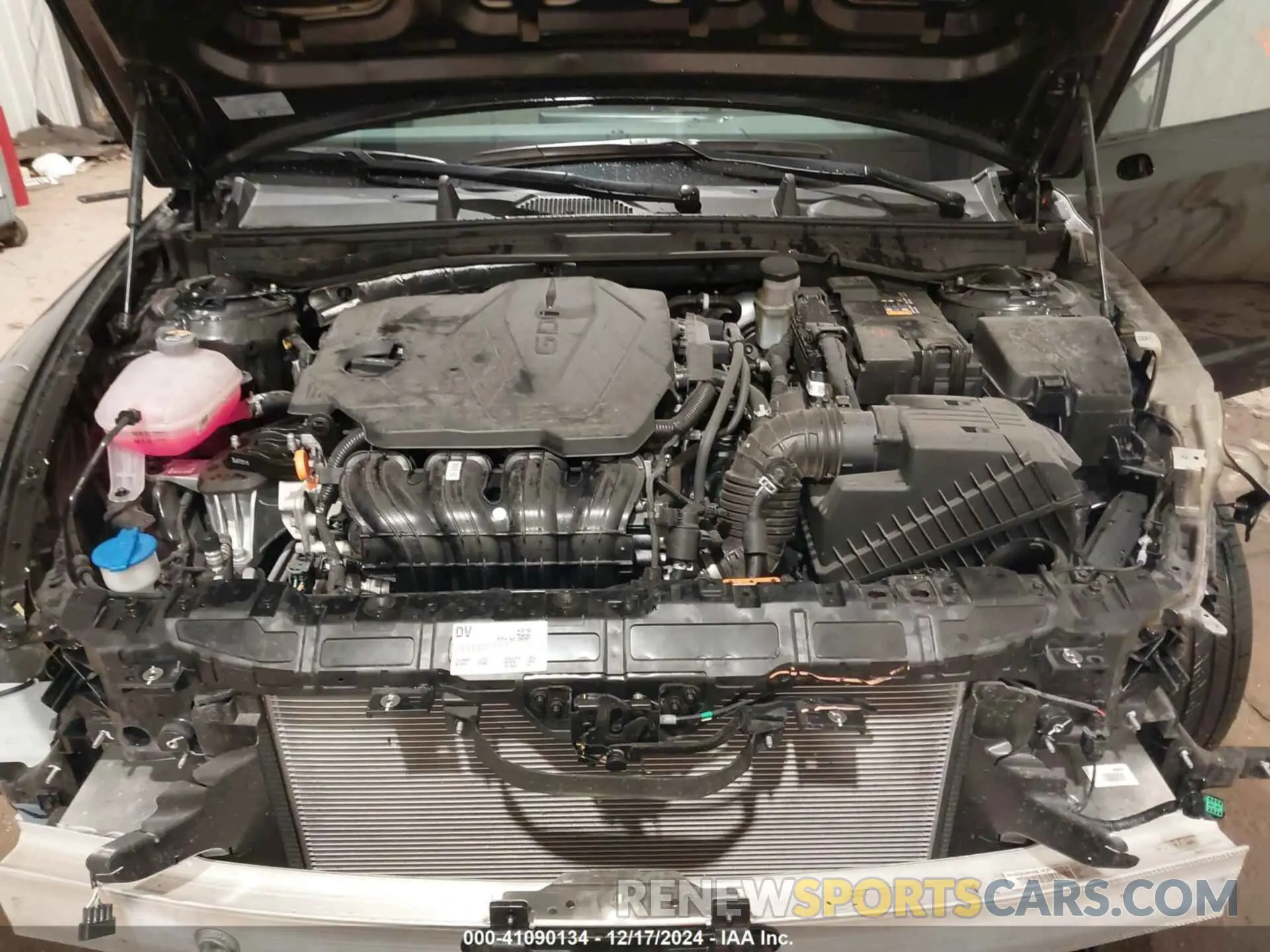 10 Photograph of a damaged car KMHL64JA7RA390981 HYUNDAI SONATA 2024