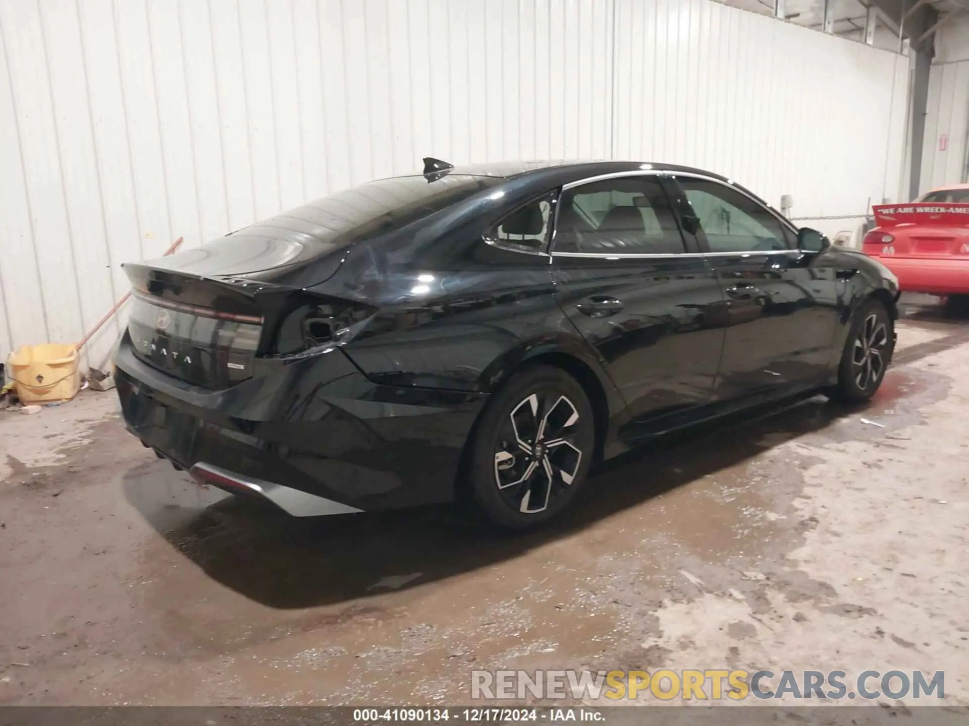 4 Photograph of a damaged car KMHL64JA7RA390981 HYUNDAI SONATA 2024