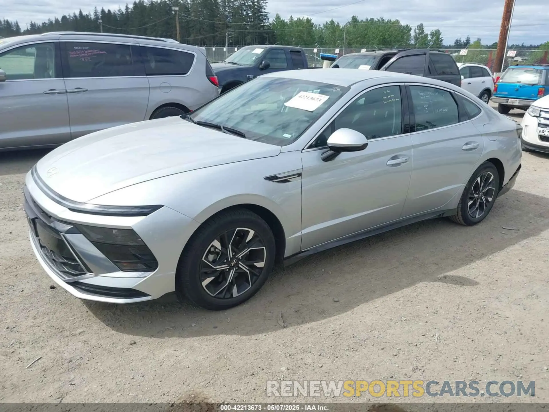 2 Photograph of a damaged car KMHL64JA7RA401882 HYUNDAI SONATA 2024