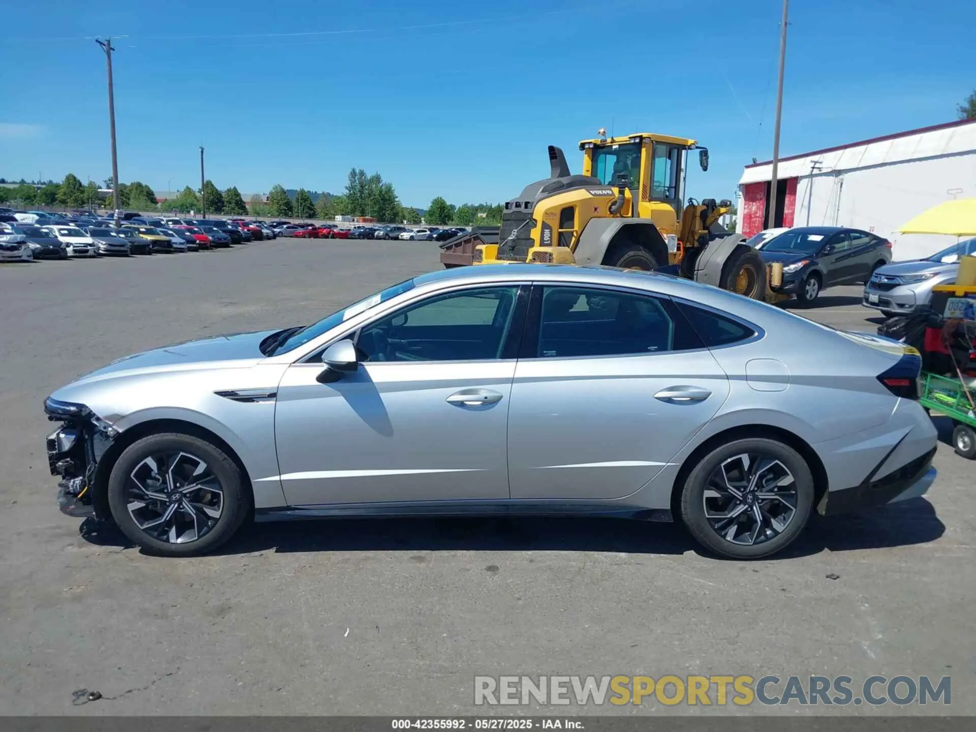 15 Photograph of a damaged car KMHL64JA7RA427284 HYUNDAI SONATA 2024