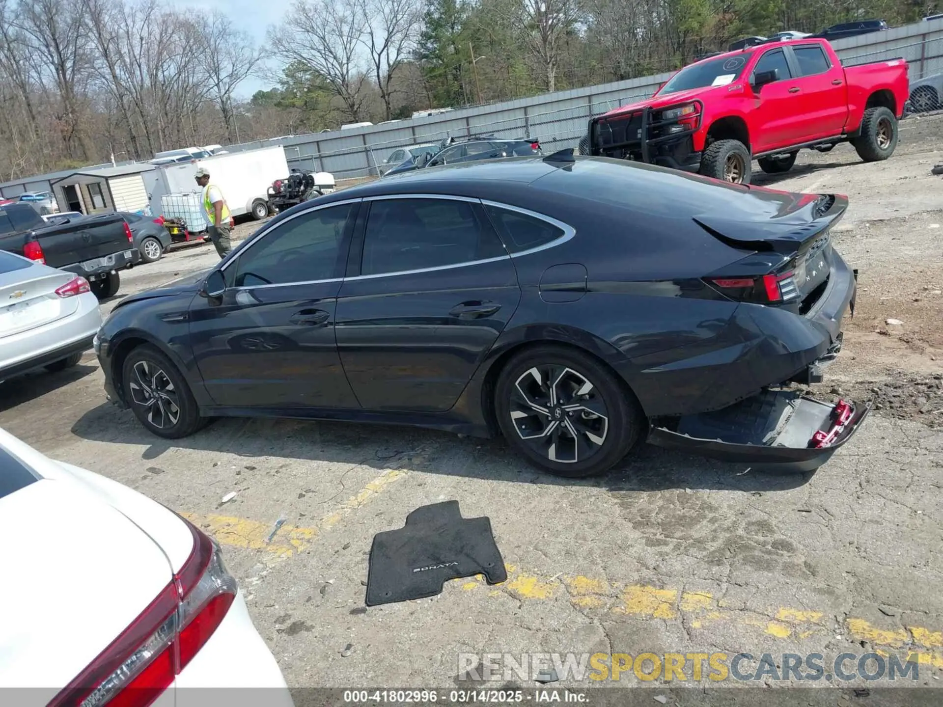 14 Photograph of a damaged car KMHL64JA8RA353129 HYUNDAI SONATA 2024