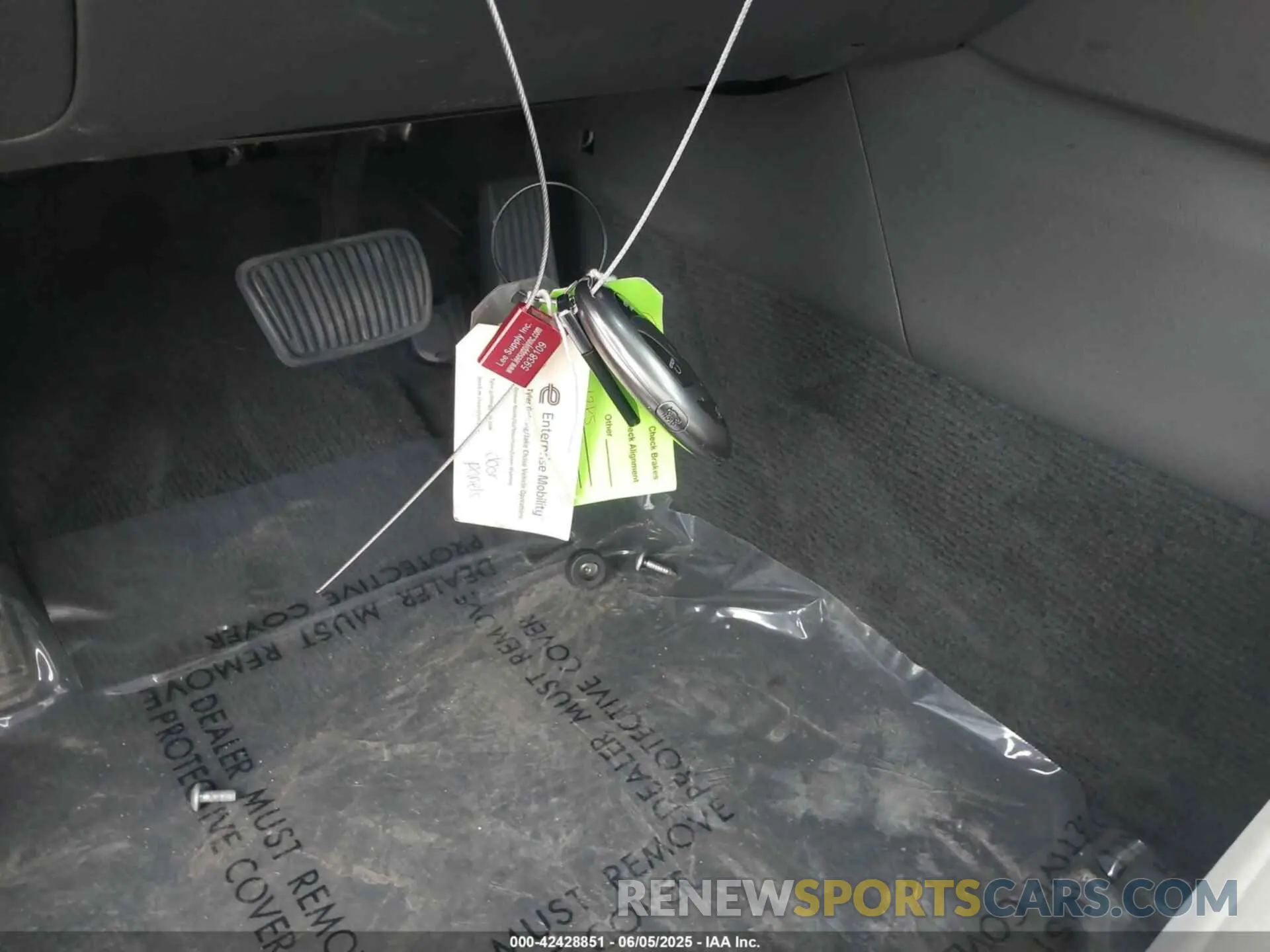 11 Photograph of a damaged car KMHL64JA8RA360064 HYUNDAI SONATA 2024