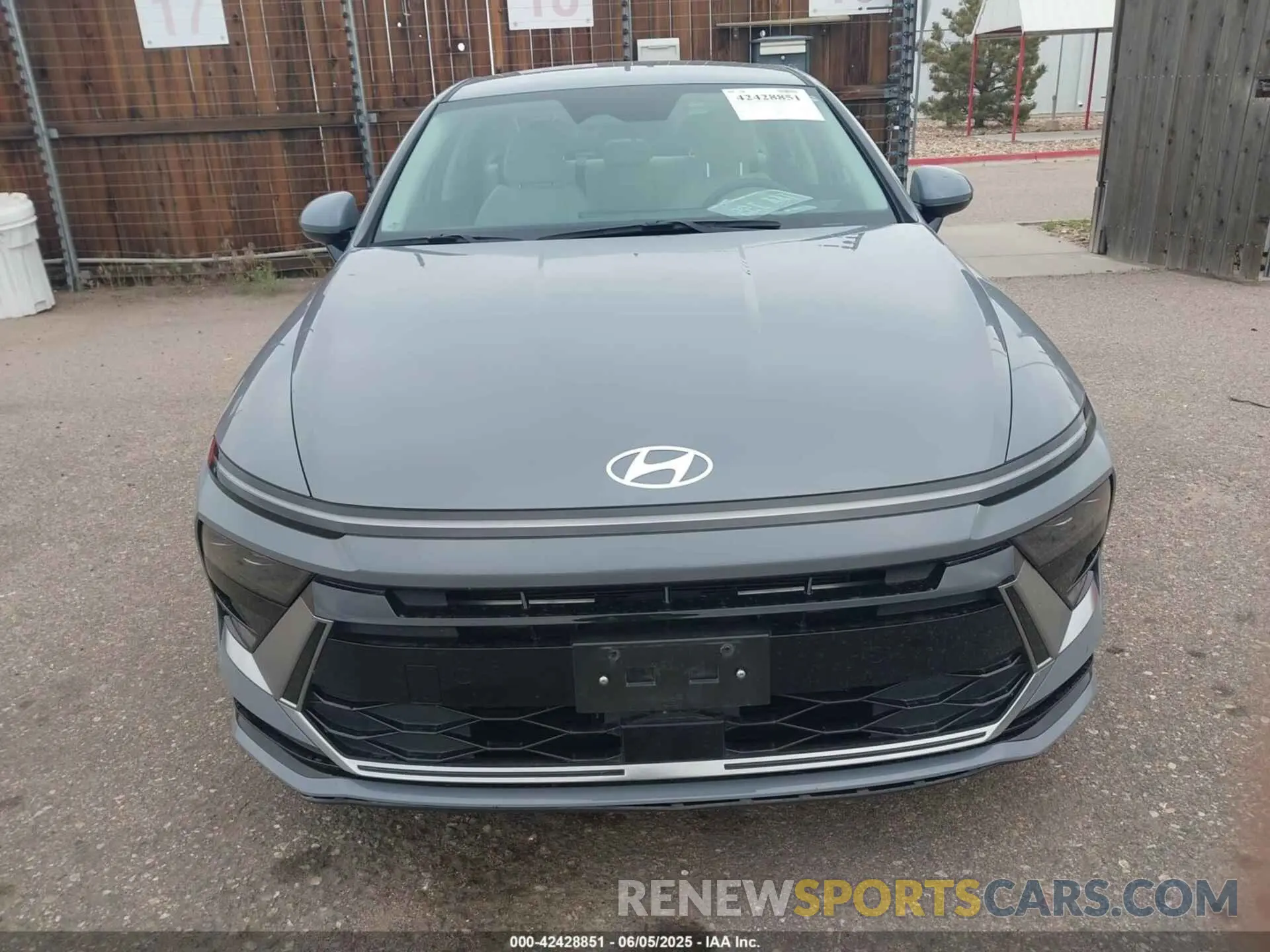 6 Photograph of a damaged car KMHL64JA8RA360064 HYUNDAI SONATA 2024
