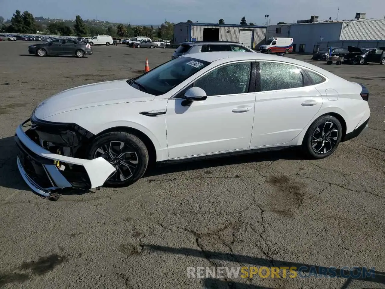 1 Photograph of a damaged car KMHL64JA8RA374367 HYUNDAI SONATA 2024