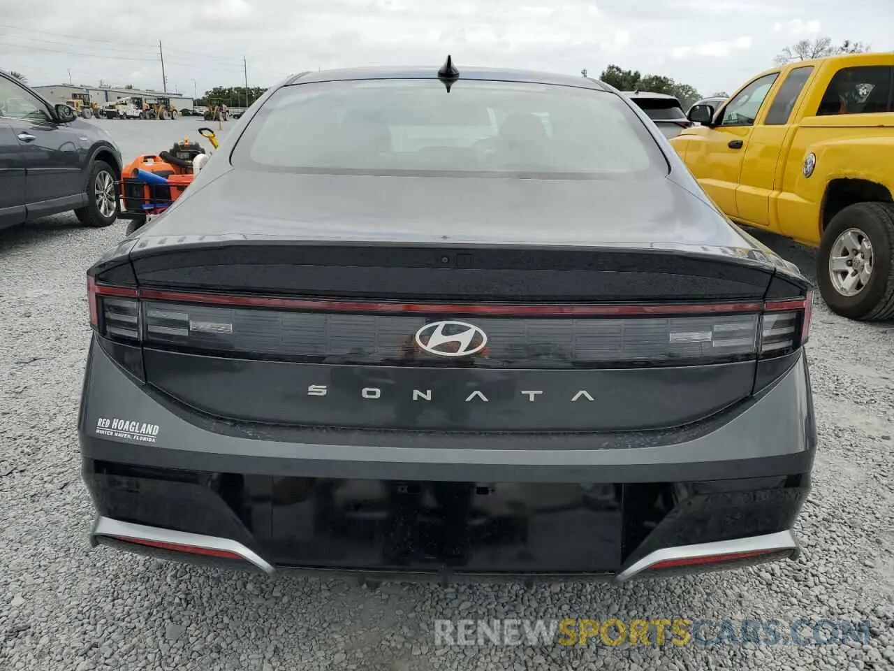 6 Photograph of a damaged car KMHL64JA8RA381187 HYUNDAI SONATA 2024