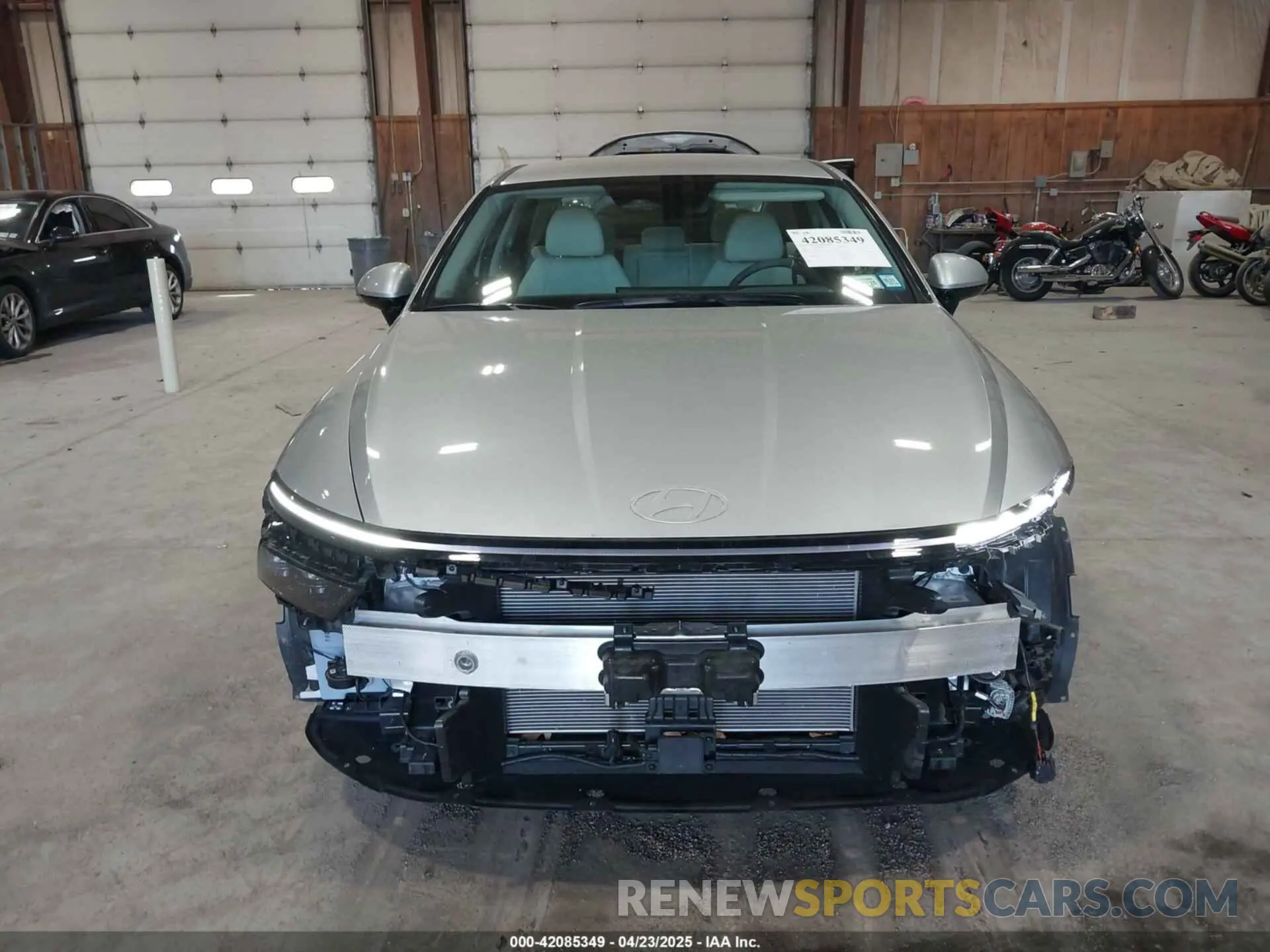 12 Photograph of a damaged car KMHL64JA8RA401941 HYUNDAI SONATA 2024