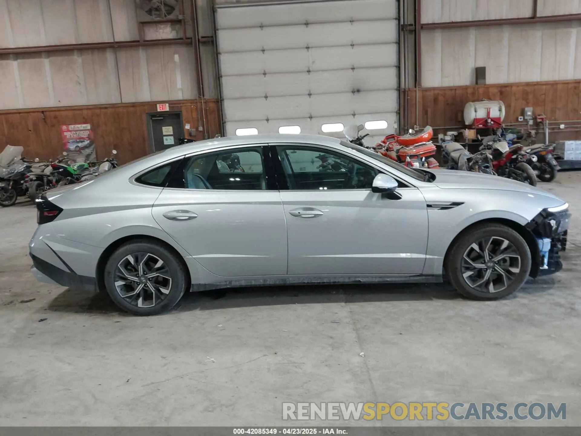 13 Photograph of a damaged car KMHL64JA8RA401941 HYUNDAI SONATA 2024