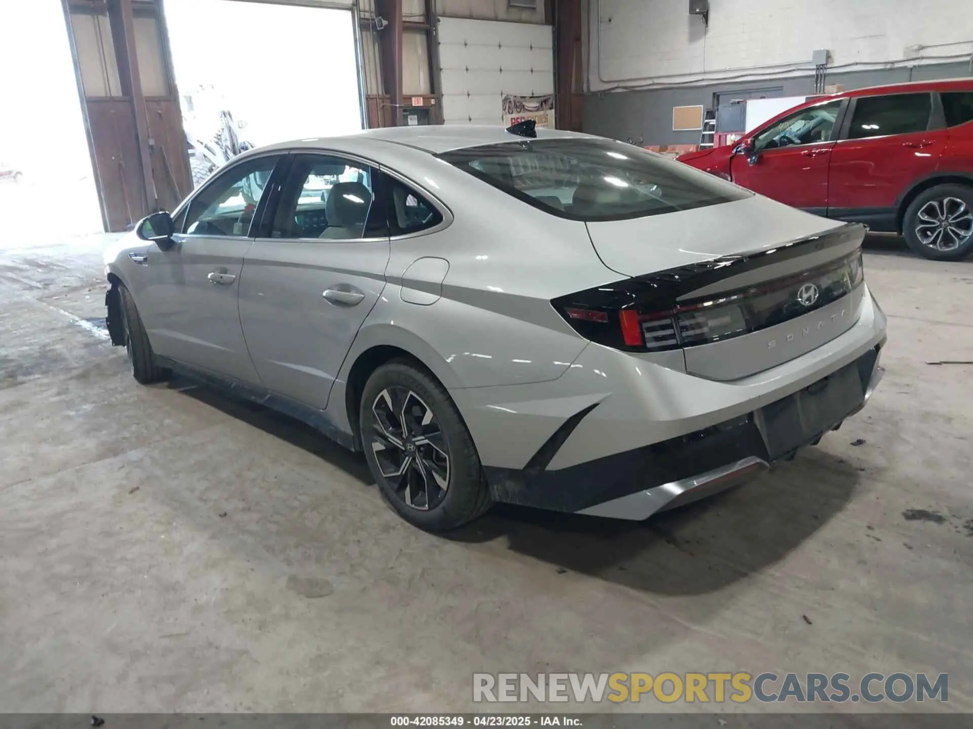 3 Photograph of a damaged car KMHL64JA8RA401941 HYUNDAI SONATA 2024