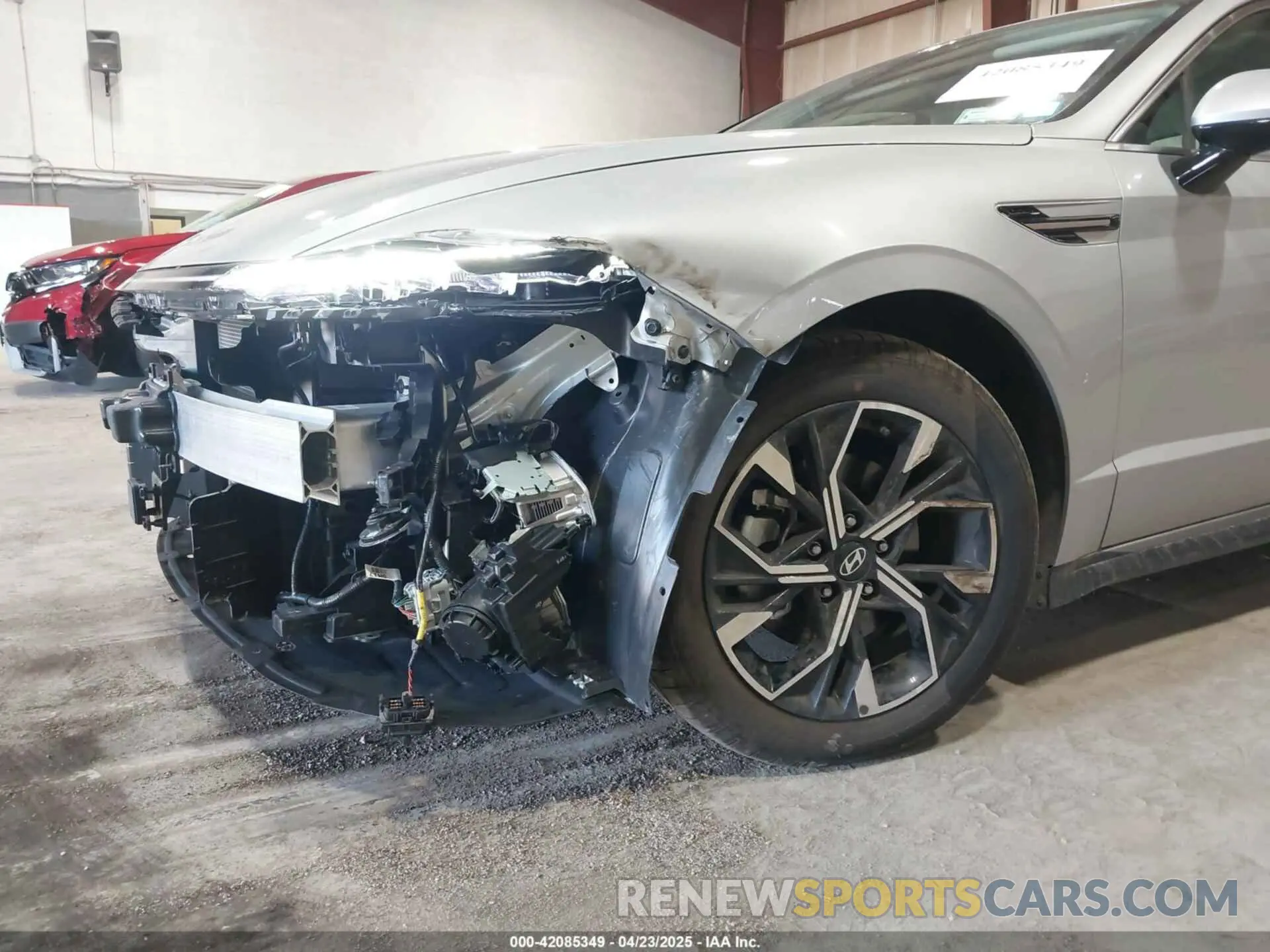 6 Photograph of a damaged car KMHL64JA8RA401941 HYUNDAI SONATA 2024
