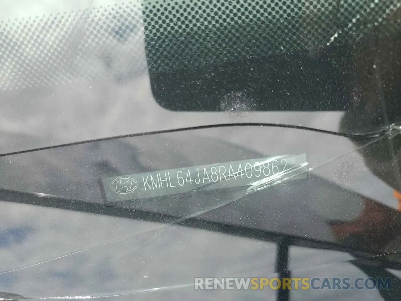 12 Photograph of a damaged car KMHL64JA8RA409862 HYUNDAI SONATA 2024