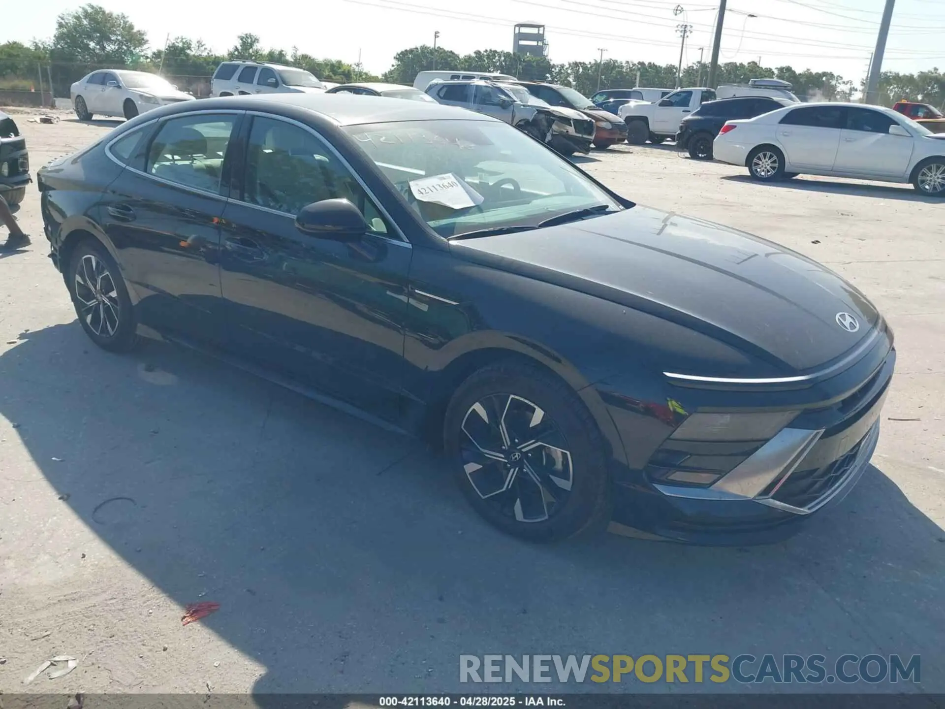 1 Photograph of a damaged car KMHL64JA9RA370134 HYUNDAI SONATA 2024