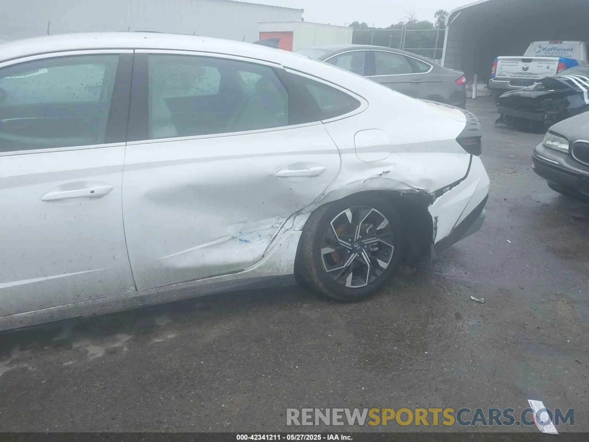 6 Photograph of a damaged car KMHL64JA9RA373003 HYUNDAI SONATA 2024