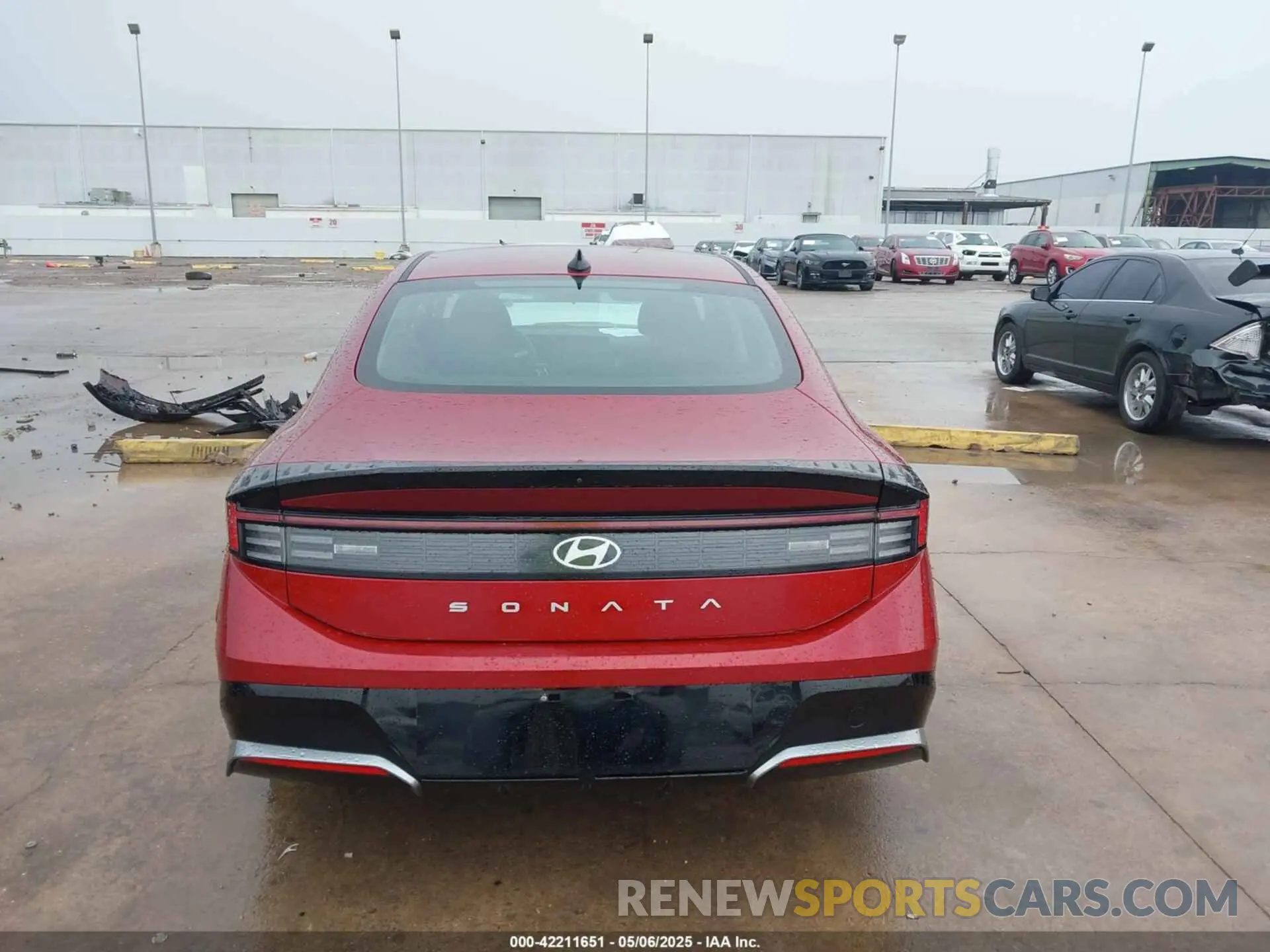 17 Photograph of a damaged car KMHL64JA9RA379626 HYUNDAI SONATA 2024