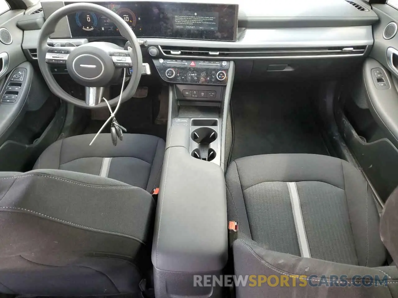 8 Photograph of a damaged car KMHL64JA9RA412592 HYUNDAI SONATA 2024