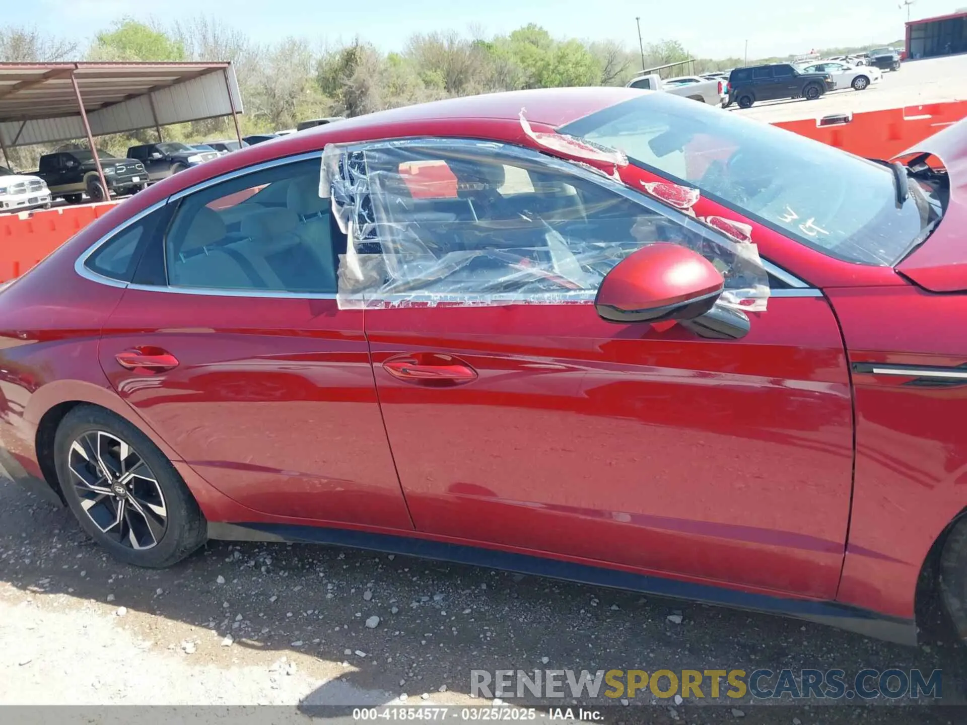 12 Photograph of a damaged car KMHL64JA9RA414214 HYUNDAI SONATA 2024