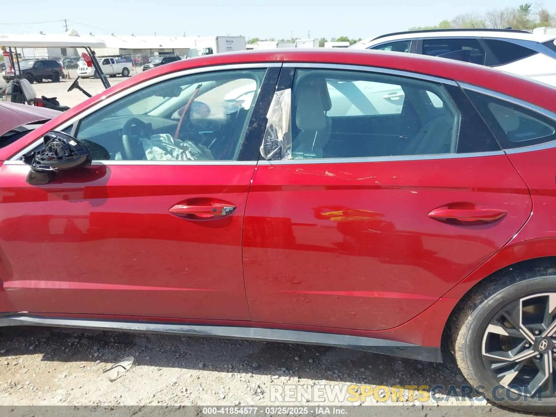13 Photograph of a damaged car KMHL64JA9RA414214 HYUNDAI SONATA 2024