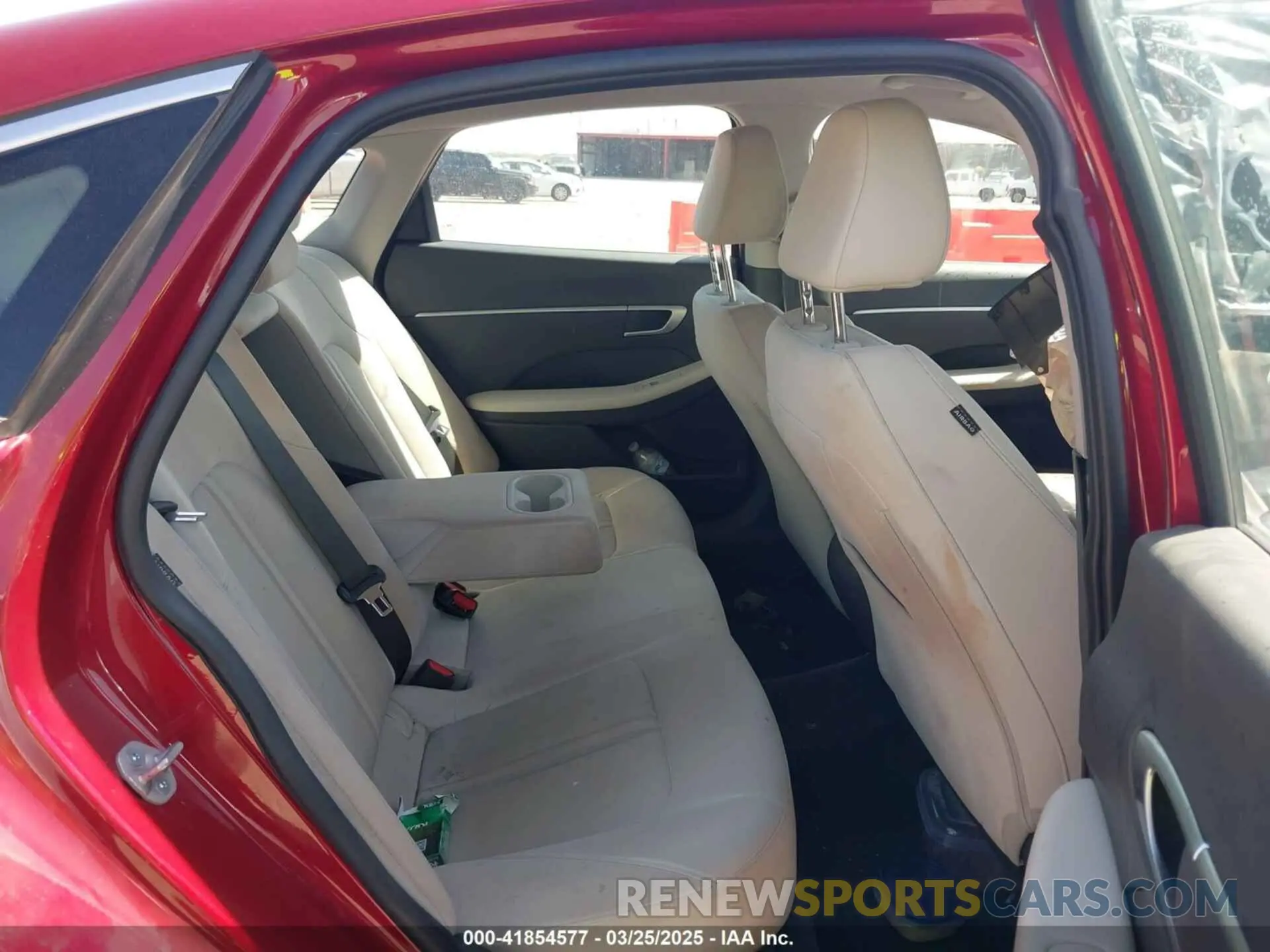 8 Photograph of a damaged car KMHL64JA9RA414214 HYUNDAI SONATA 2024
