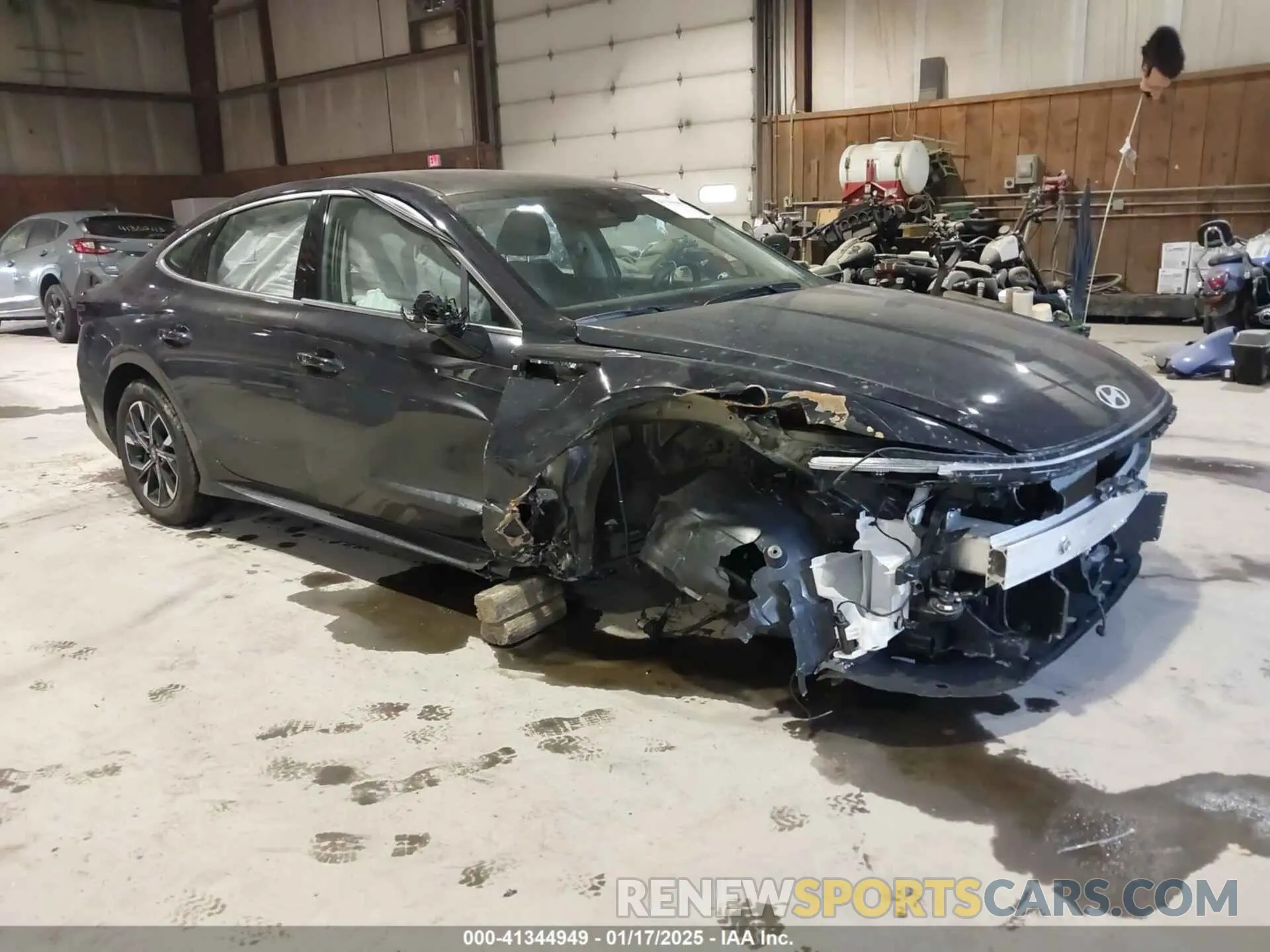 1 Photograph of a damaged car KMHL64JA9RA420921 HYUNDAI SONATA 2024