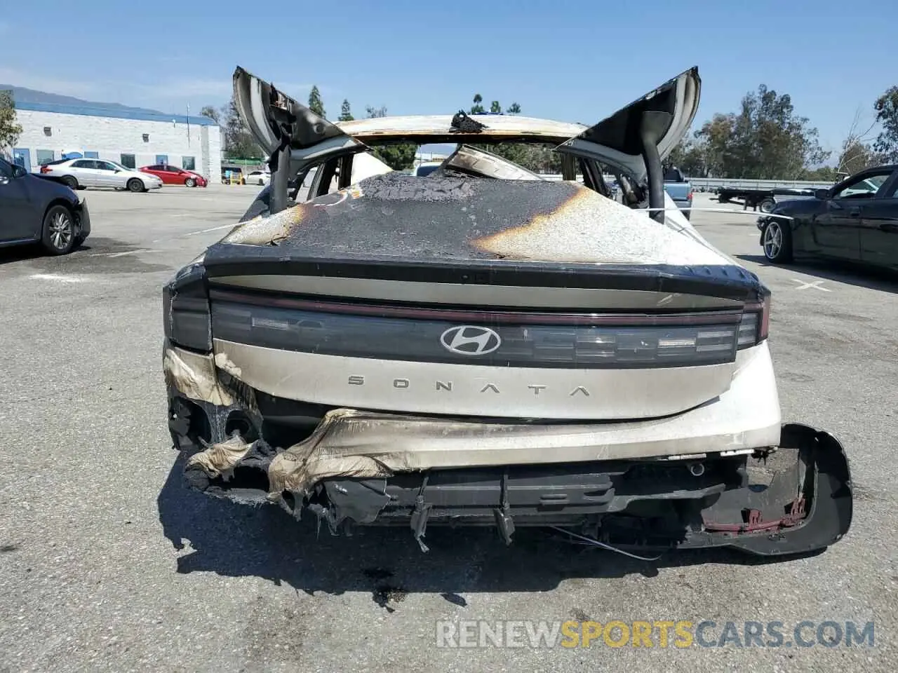 6 Photograph of a damaged car KMHL64JA9RA421177 HYUNDAI SONATA 2024