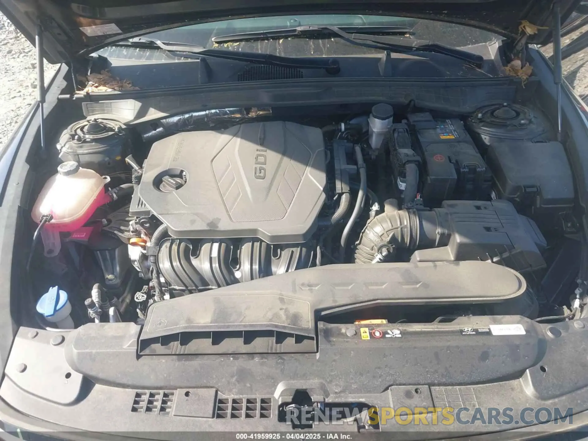 10 Photograph of a damaged car KMHL64JAXRA349048 HYUNDAI SONATA 2024