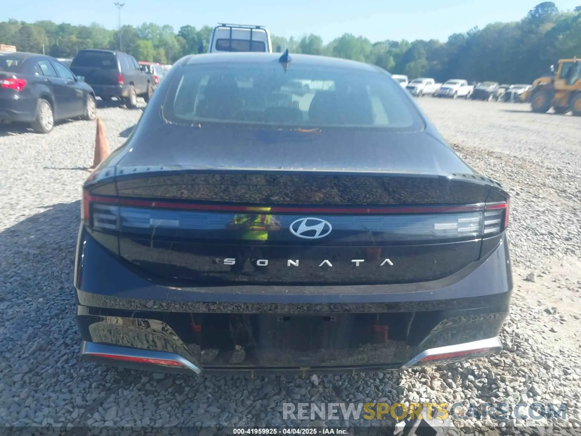16 Photograph of a damaged car KMHL64JAXRA349048 HYUNDAI SONATA 2024