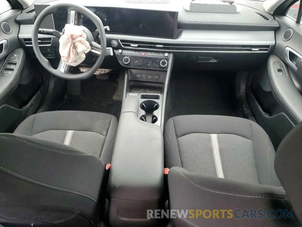 8 Photograph of a damaged car KMHL64JAXRA379814 HYUNDAI SONATA 2024