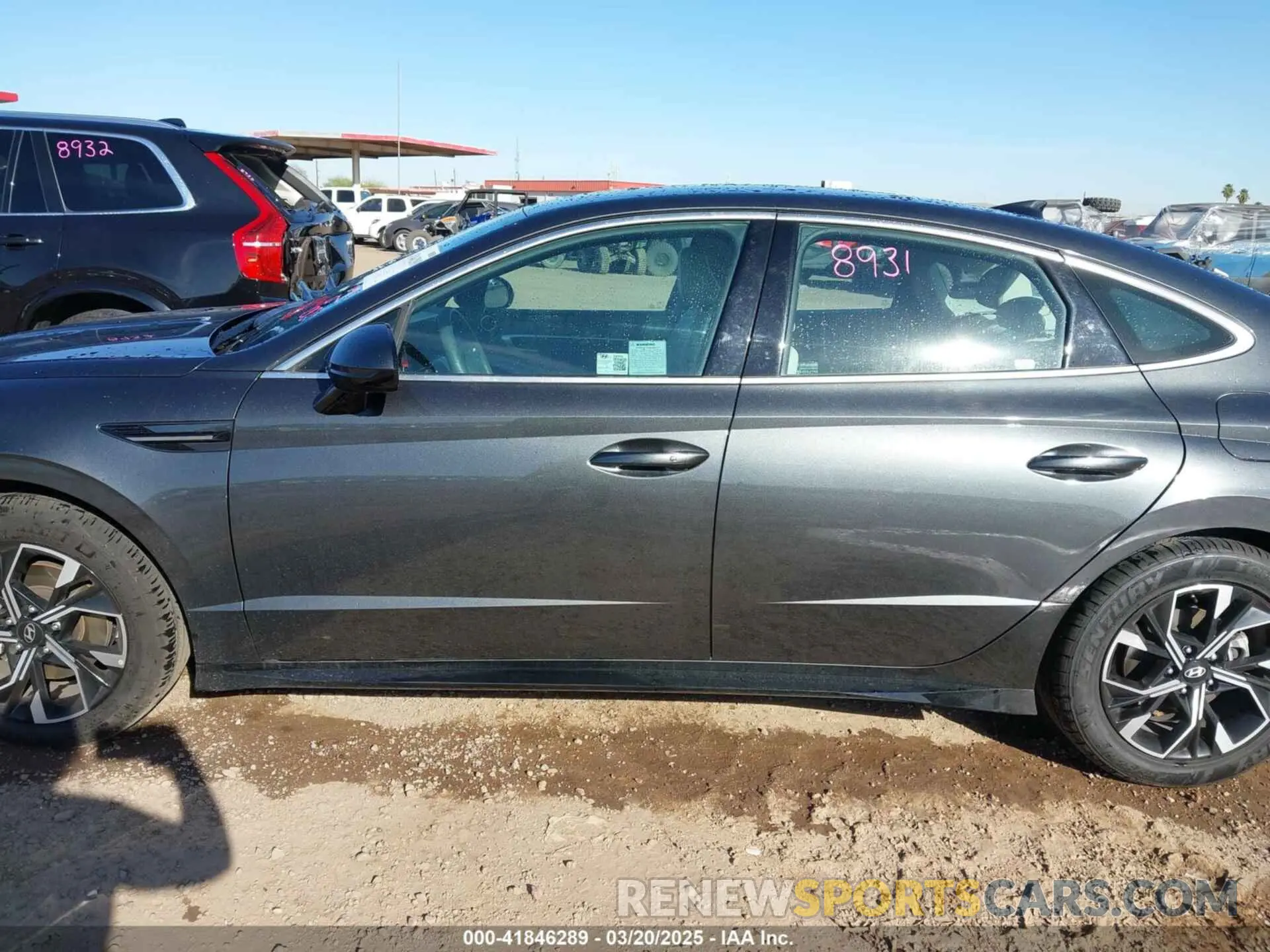 13 Photograph of a damaged car KMHL64JAXRA383510 HYUNDAI SONATA 2024