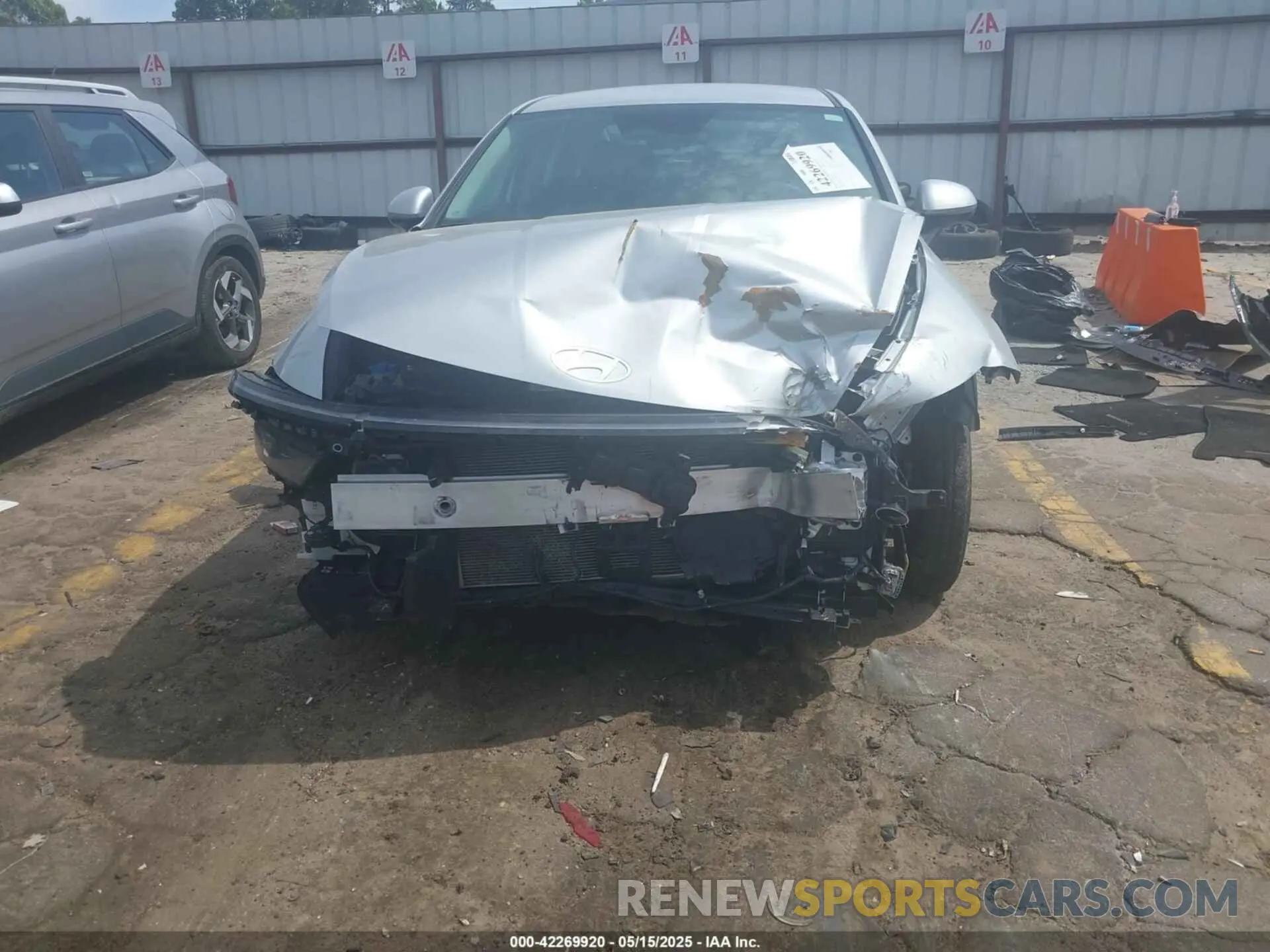 12 Photograph of a damaged car KMHL64JAXRA391963 HYUNDAI SONATA 2024