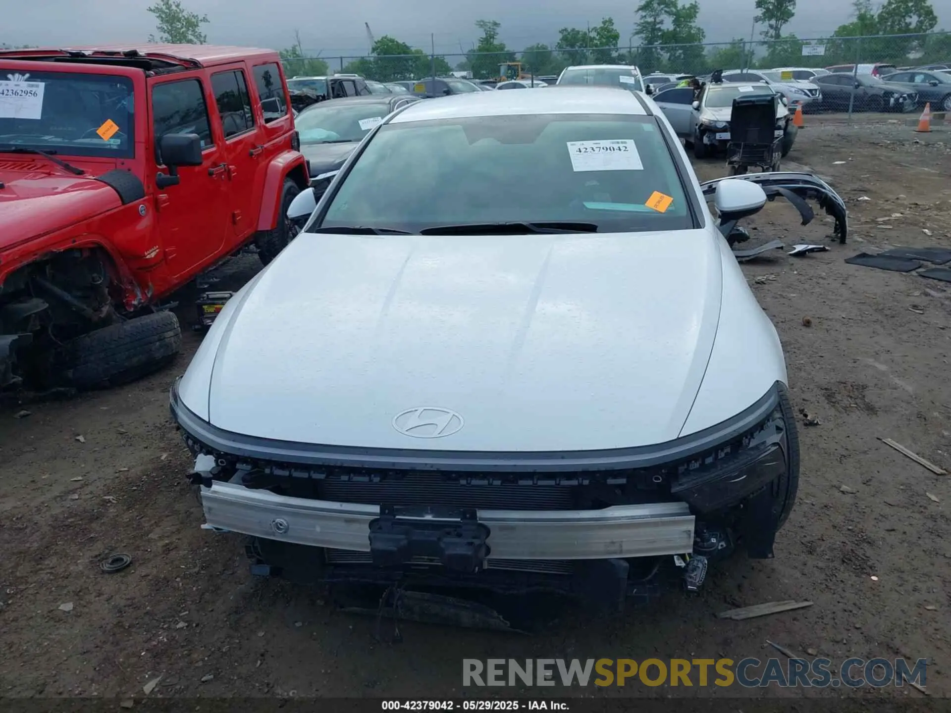 13 Photograph of a damaged car KMHL64JAXRA396144 HYUNDAI SONATA 2024