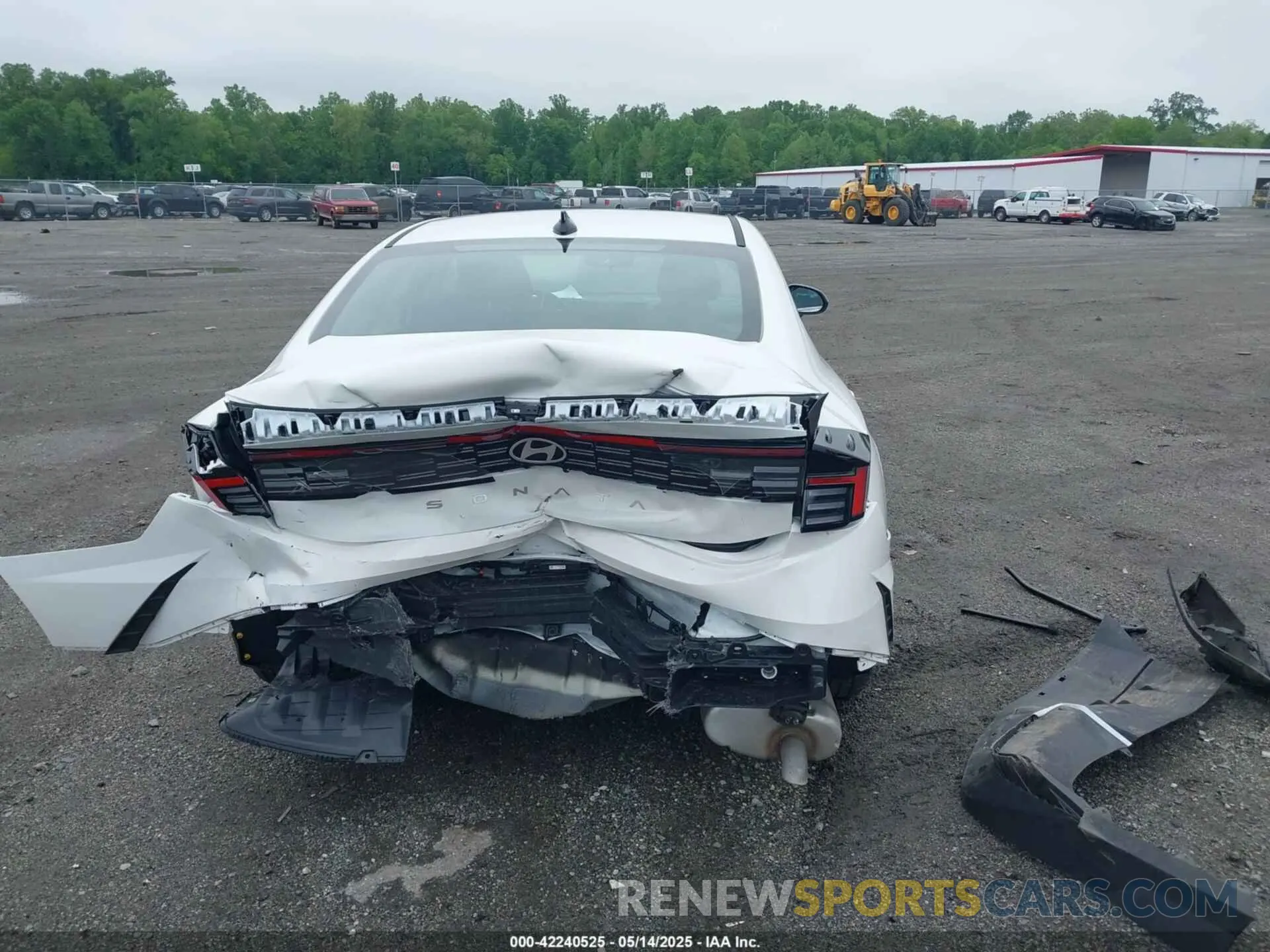 16 Photograph of a damaged car KMHL24JA8SA443091 HYUNDAI SONATA 2025
