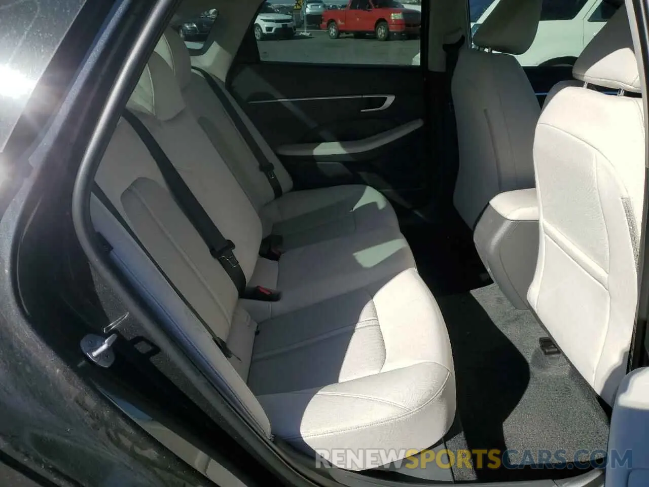 10 Photograph of a damaged car KMHL24JAXSA450155 HYUNDAI SONATA 2025