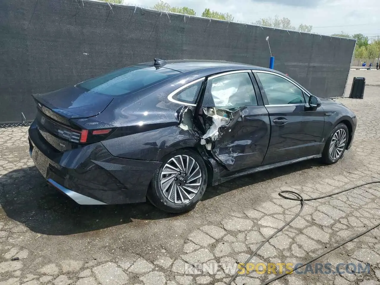 3 Photograph of a damaged car KMHL34JJ0SA104791 HYUNDAI SONATA 2025