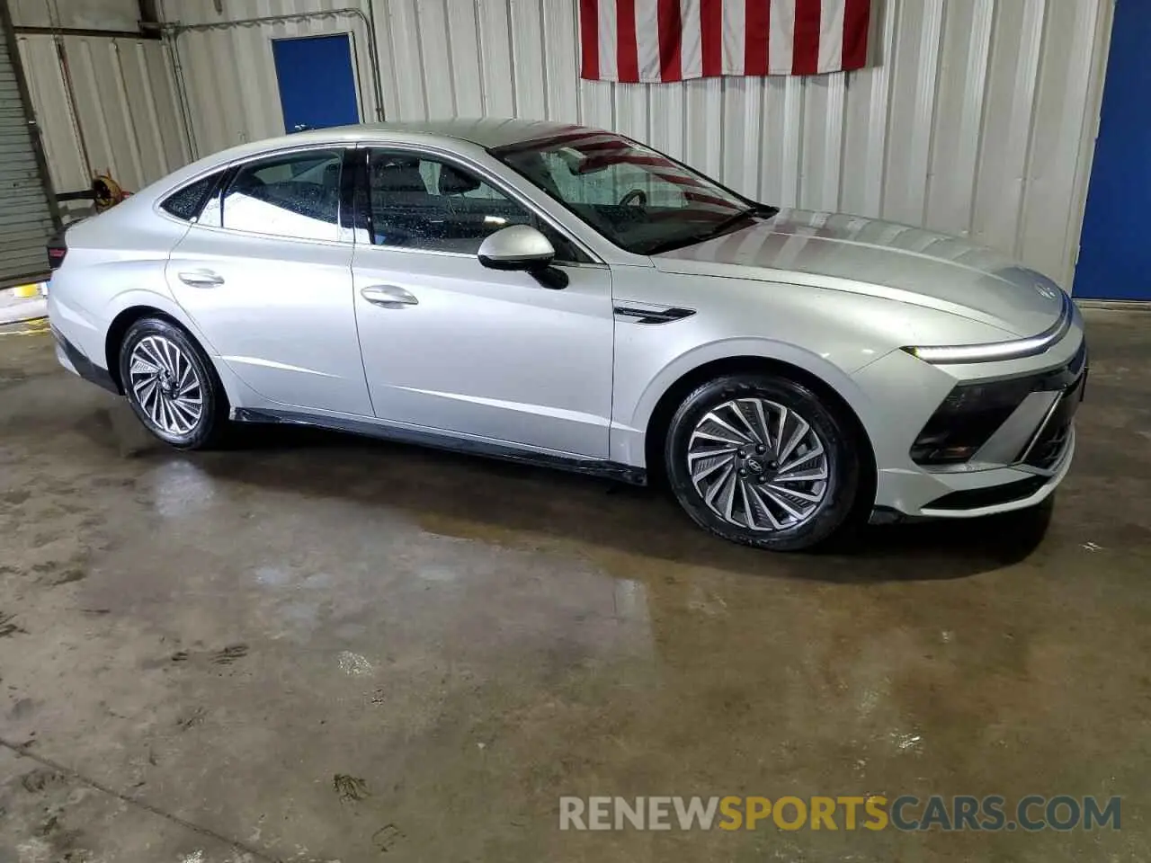 4 Photograph of a damaged car KMHL34JJ4SA108052 HYUNDAI SONATA 2025