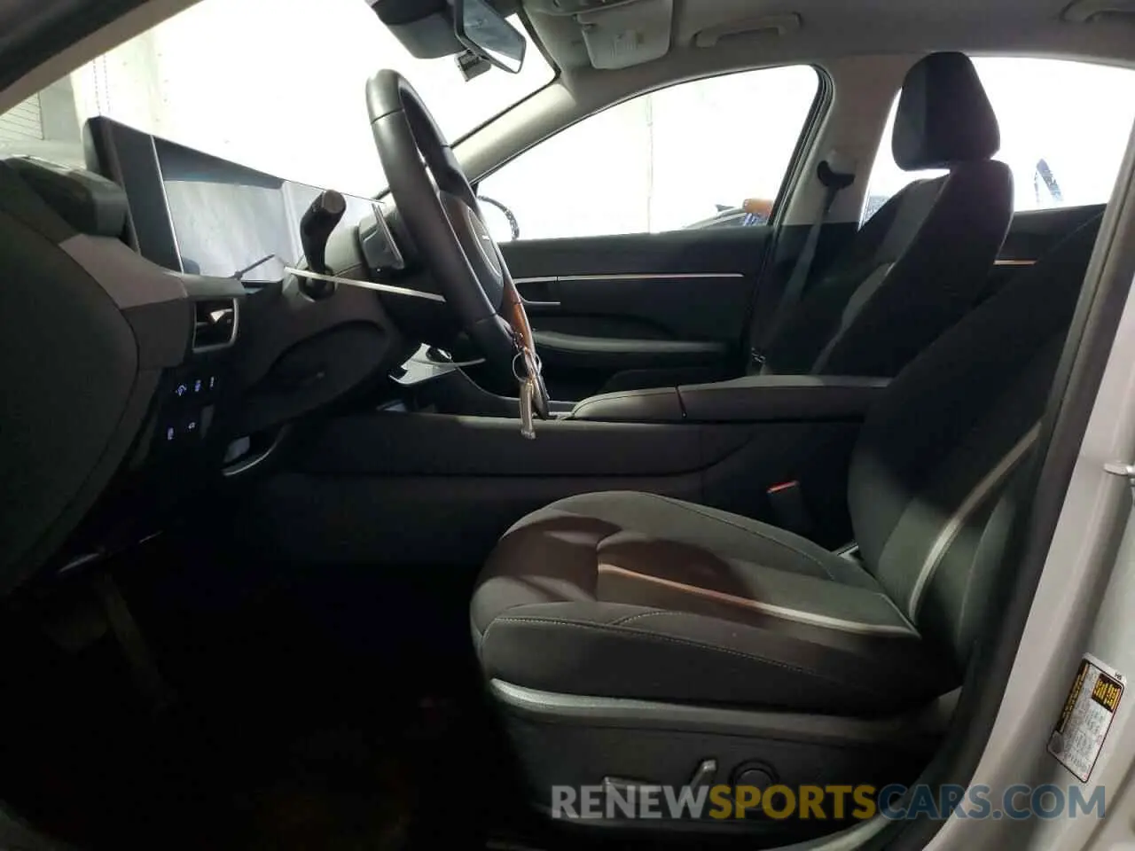 7 Photograph of a damaged car KMHL34JJ4SA108052 HYUNDAI SONATA 2025
