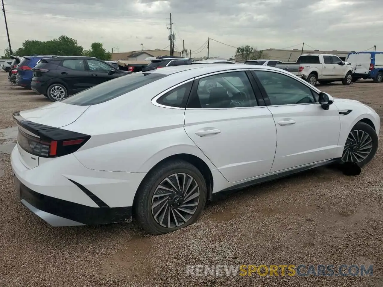 3 Photograph of a damaged car KMHL34JJ7SA105016 HYUNDAI SONATA 2025