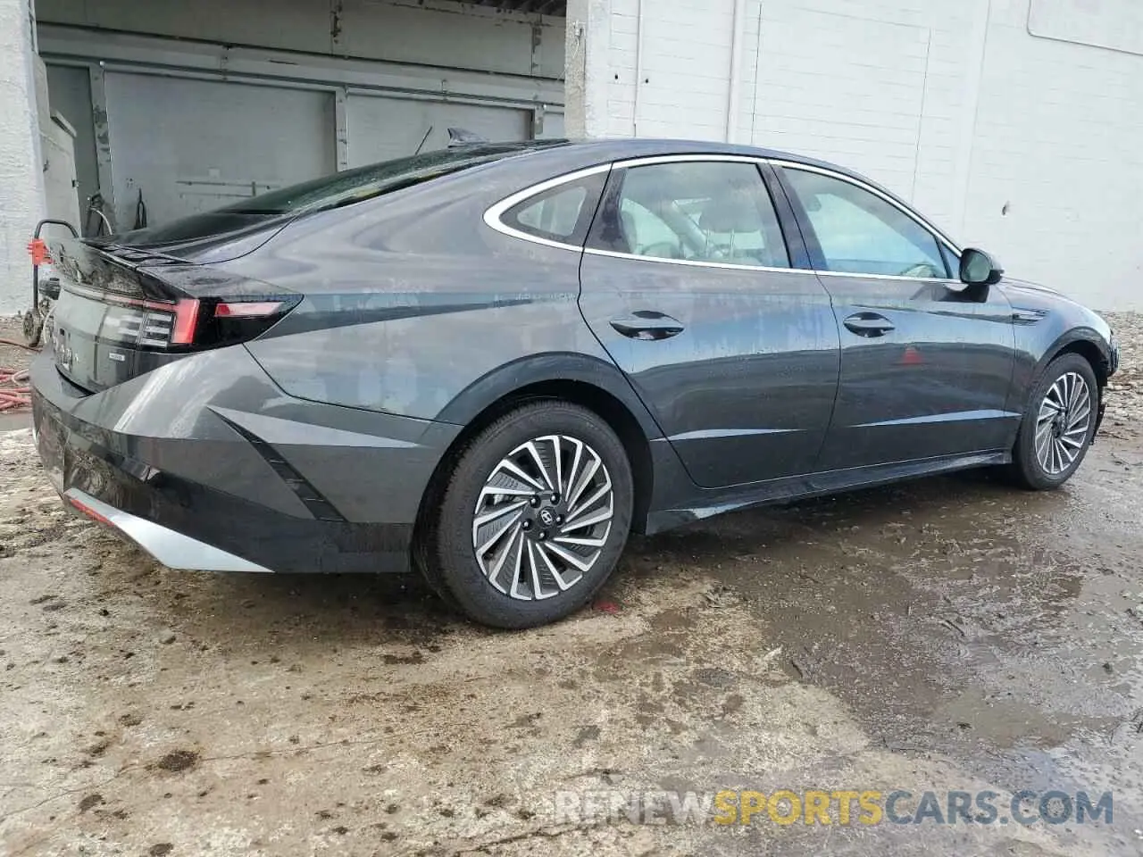 3 Photograph of a damaged car KMHL34JJ9SA107575 HYUNDAI SONATA 2025