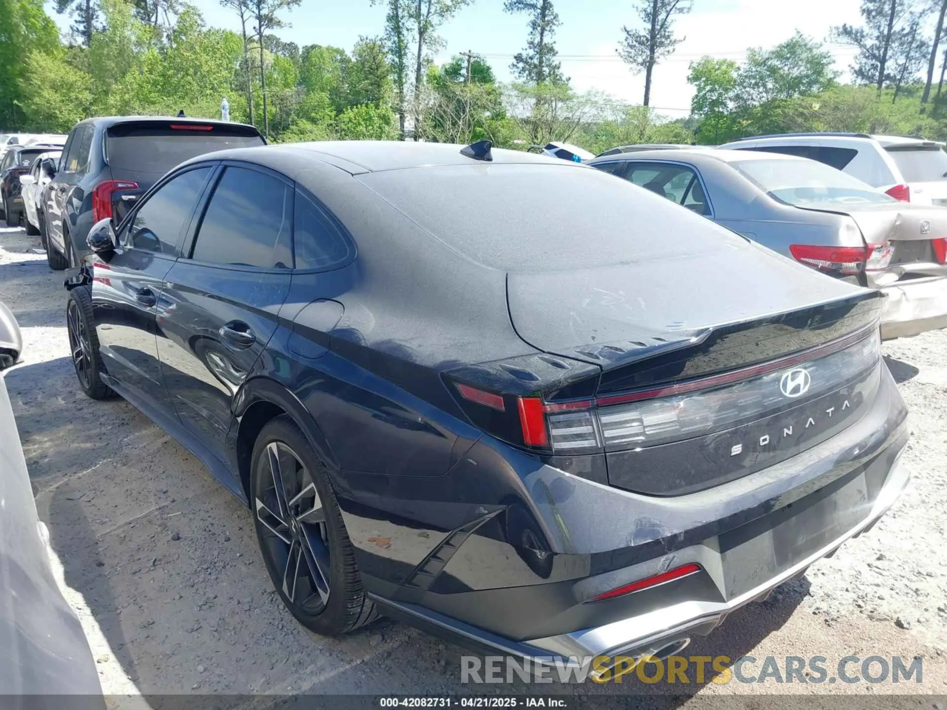 14 Photograph of a damaged car KMHL54JC0SA430778 HYUNDAI SONATA 2025