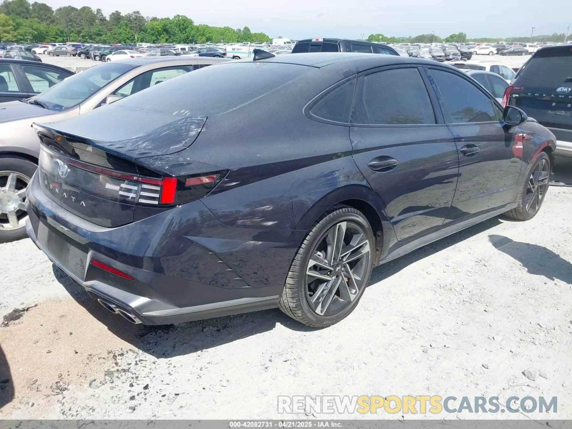 4 Photograph of a damaged car KMHL54JC0SA430778 HYUNDAI SONATA 2025