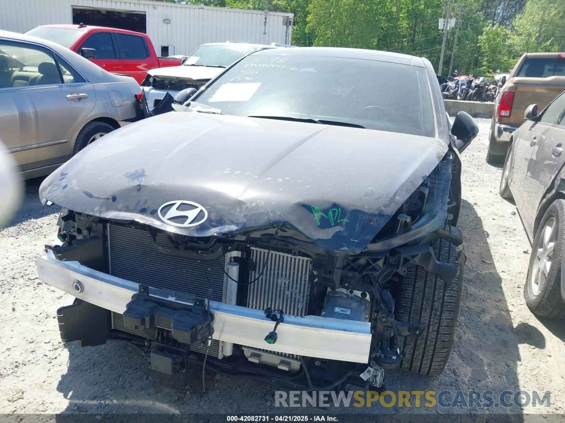 6 Photograph of a damaged car KMHL54JC0SA430778 HYUNDAI SONATA 2025
