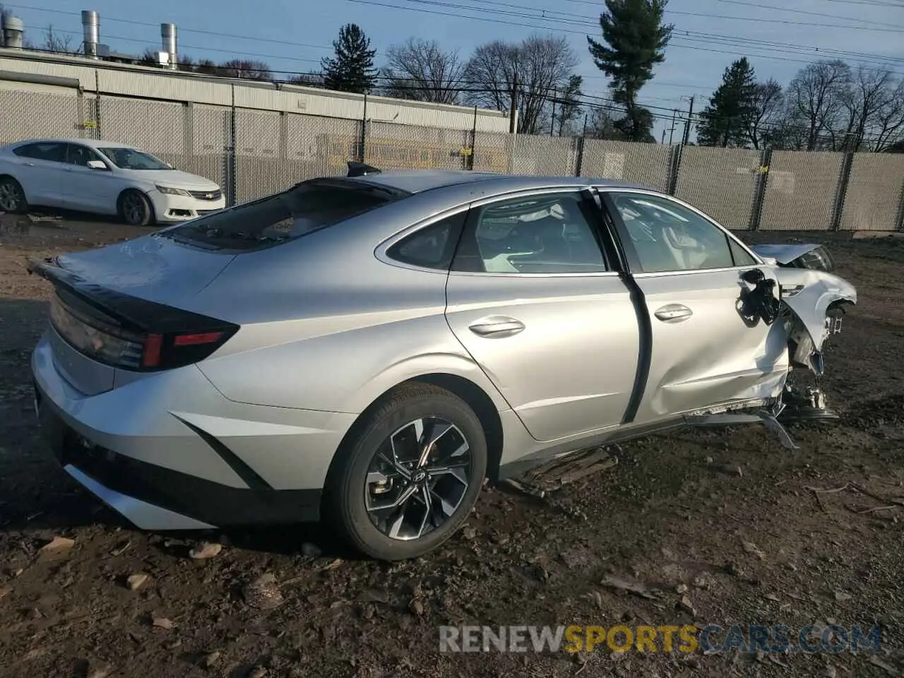 3 Photograph of a damaged car KMHL64JA0SA456972 HYUNDAI SONATA 2025