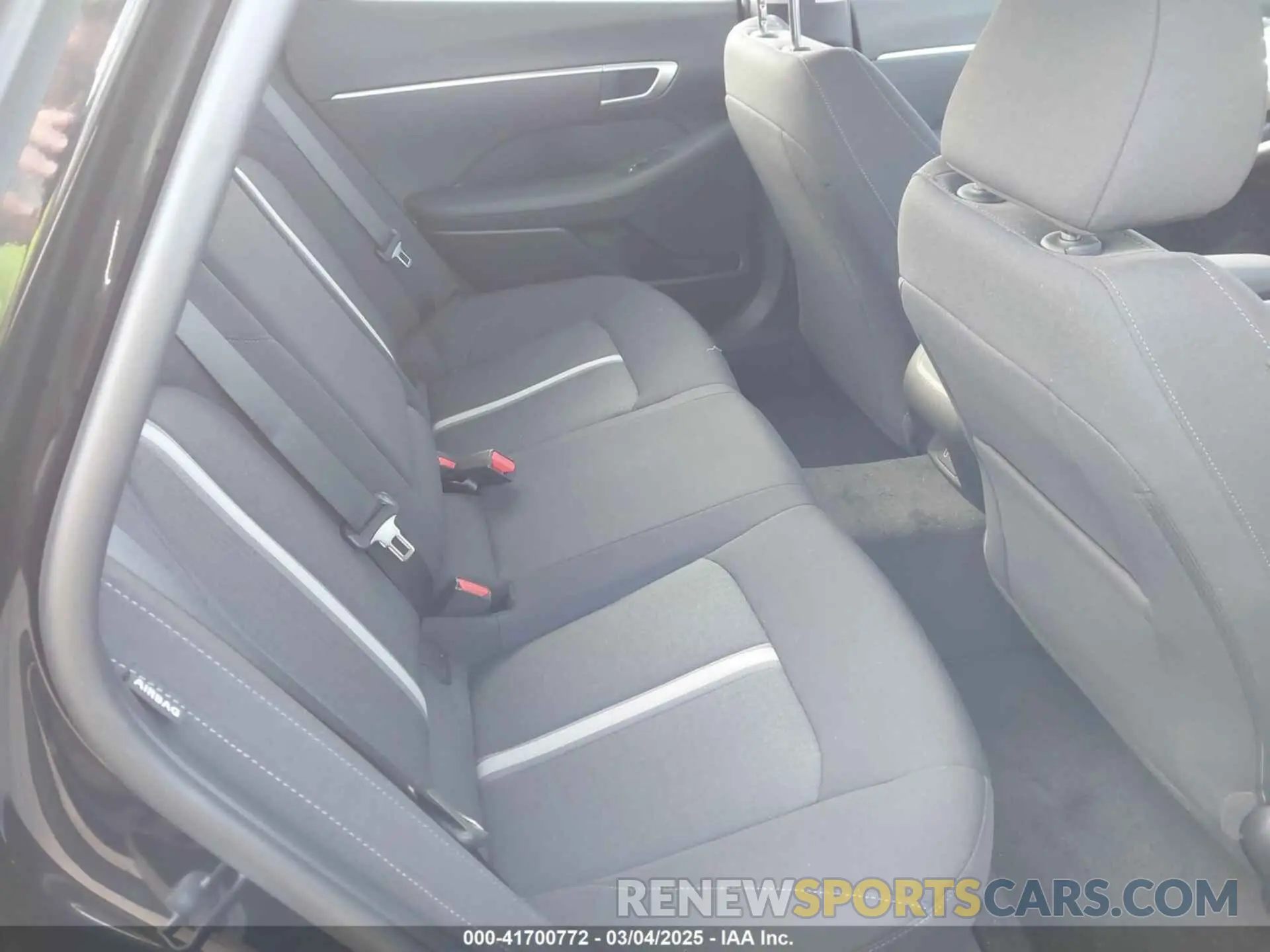 8 Photograph of a damaged car KMHL64JA1SA434737 HYUNDAI SONATA 2025
