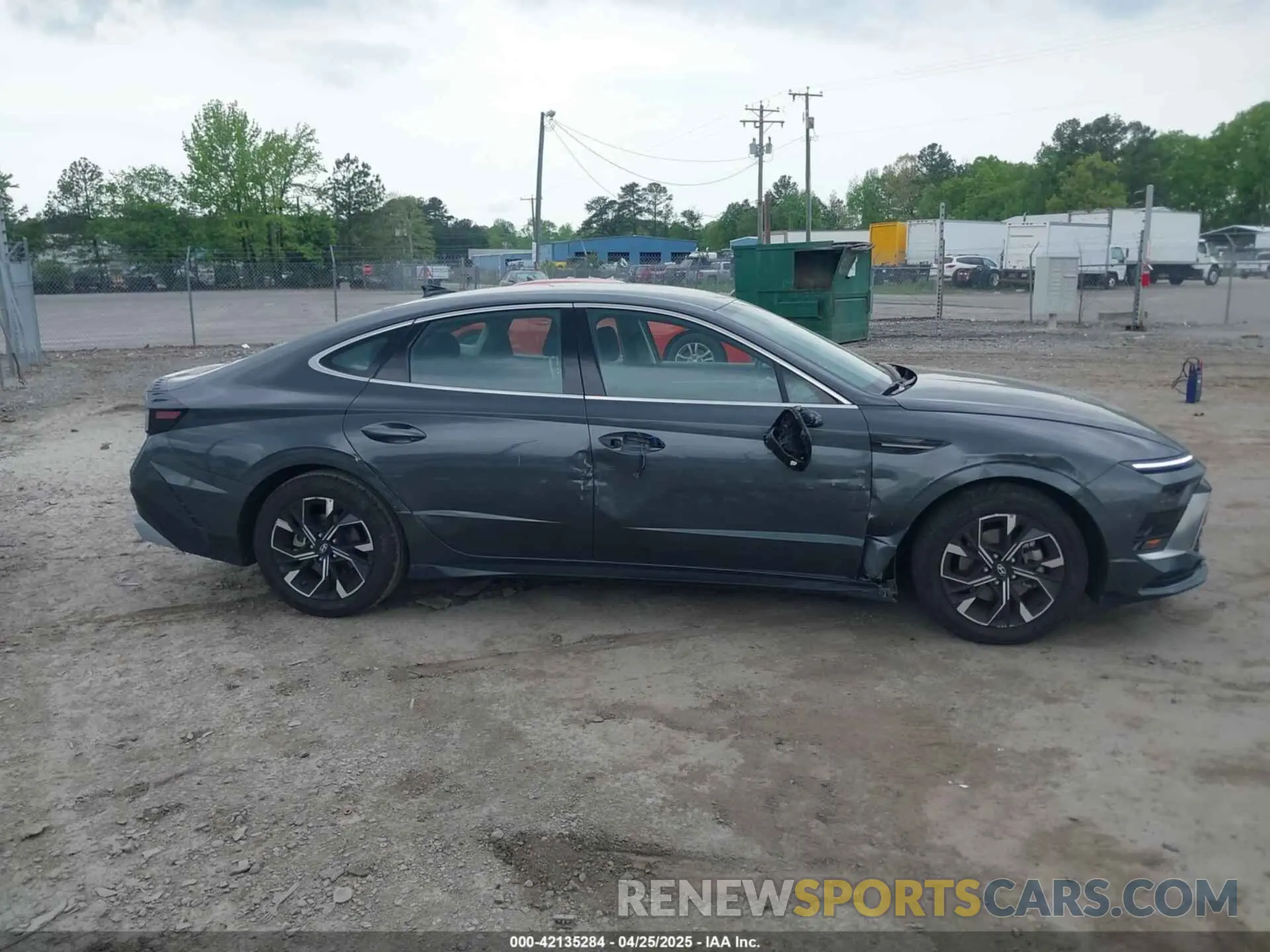 13 Photograph of a damaged car KMHL64JA1SA439825 HYUNDAI SONATA 2025
