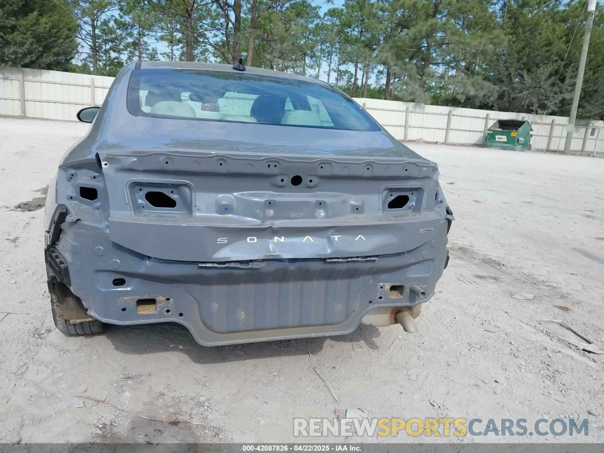 6 Photograph of a damaged car KMHL64JA1SA443289 HYUNDAI SONATA 2025