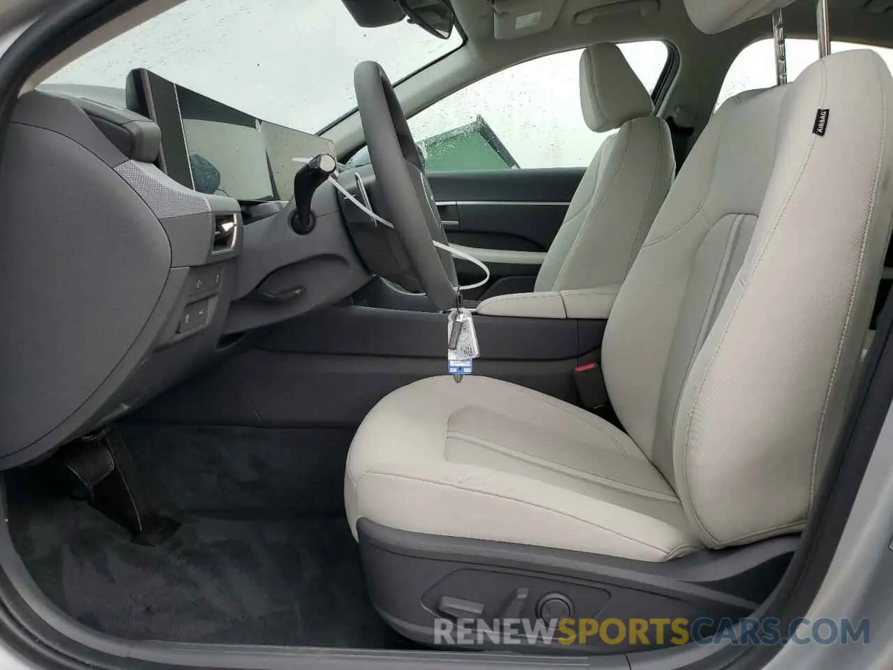 7 Photograph of a damaged car KMHL64JA1SA452204 HYUNDAI SONATA 2025