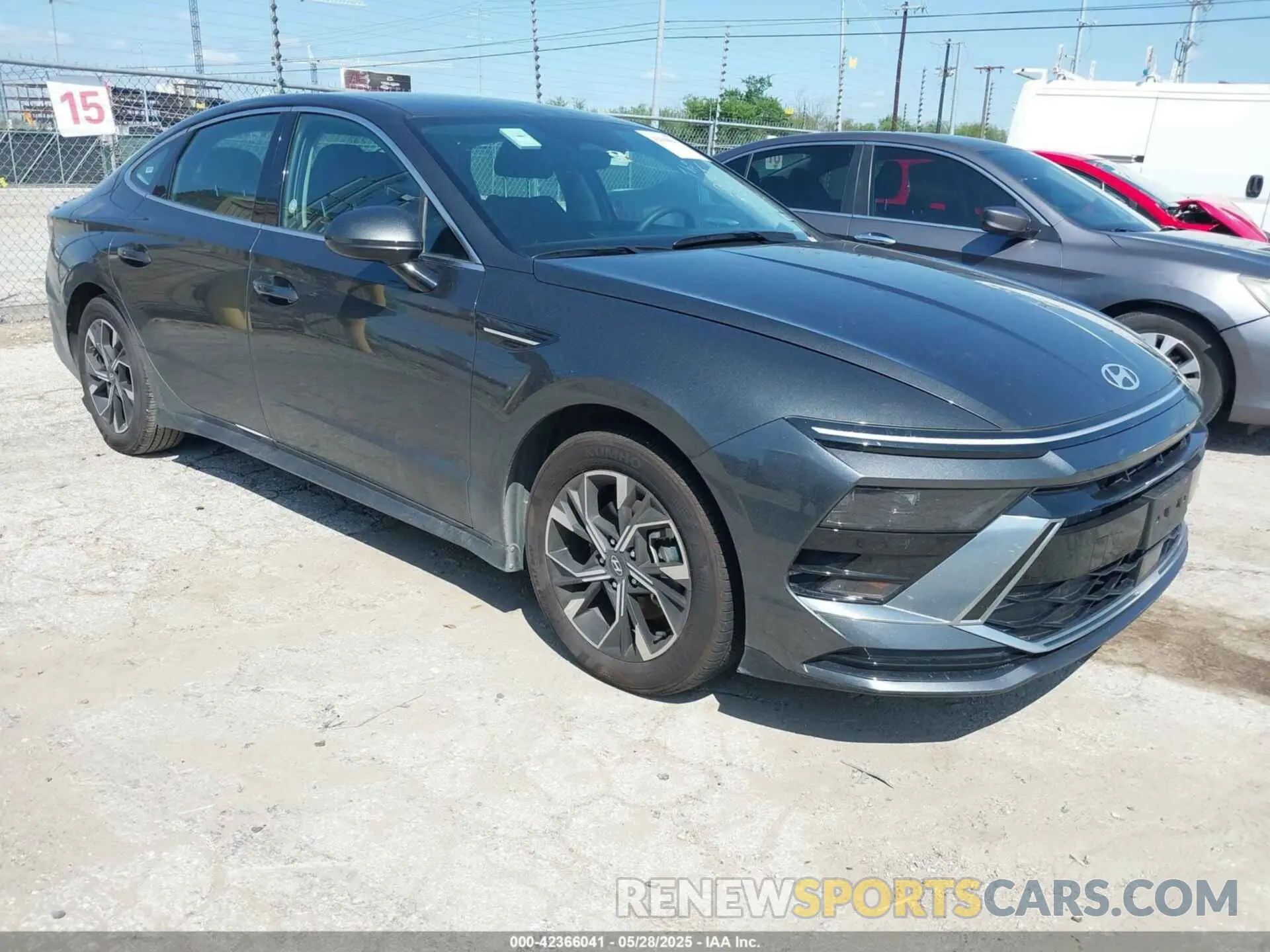 1 Photograph of a damaged car KMHL64JA1SA460707 HYUNDAI SONATA 2025
